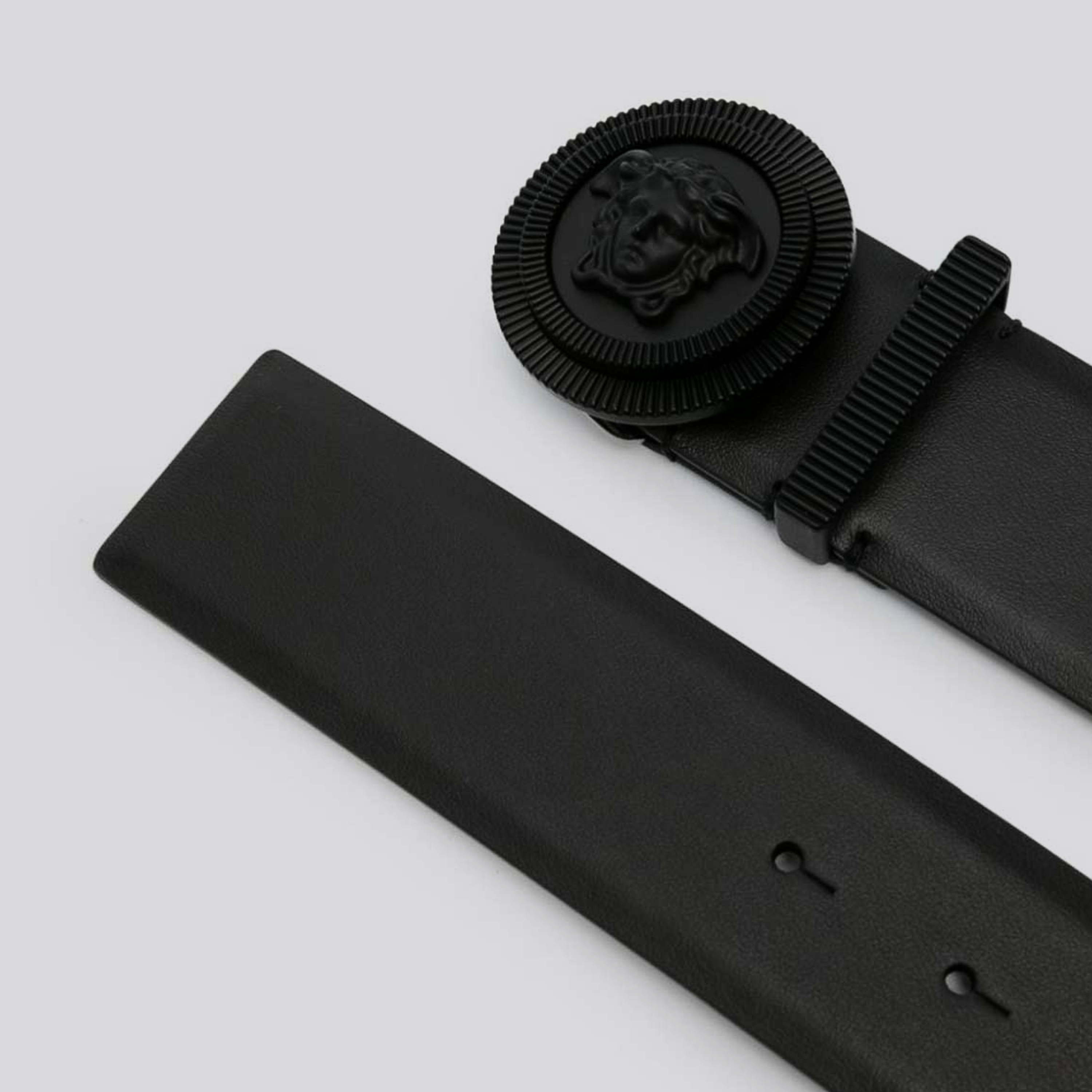 Cinturón Negro Versace Negro Medusa