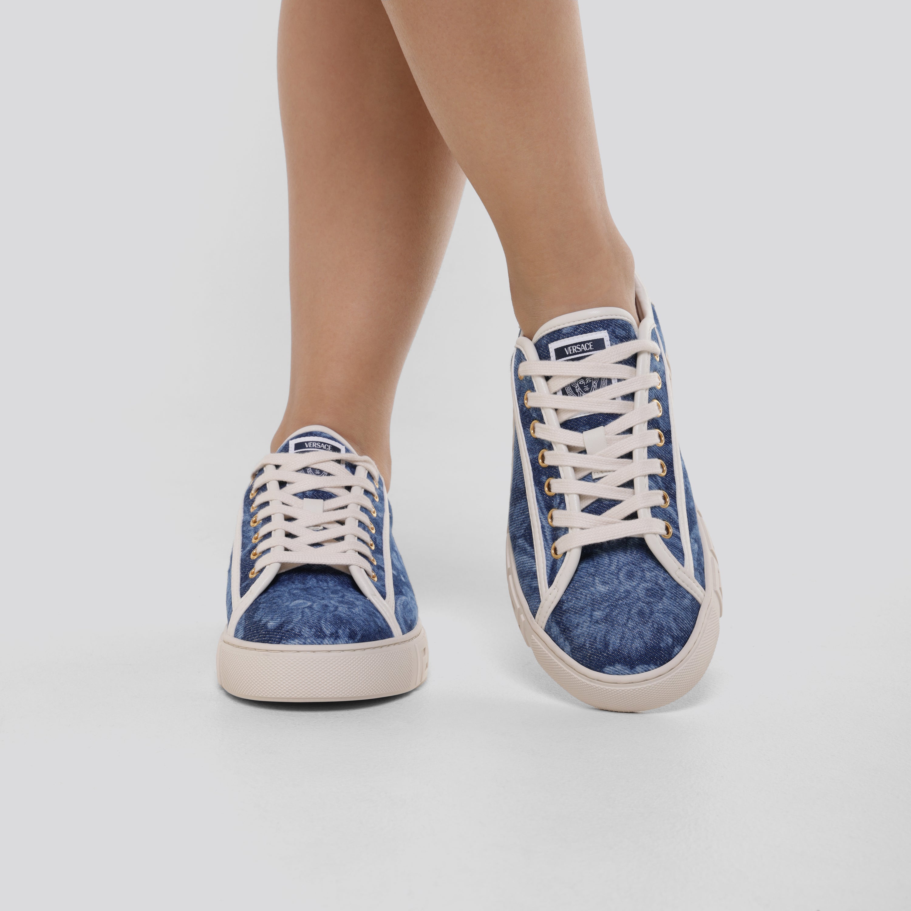 Sneakers Azul Versace Grecca