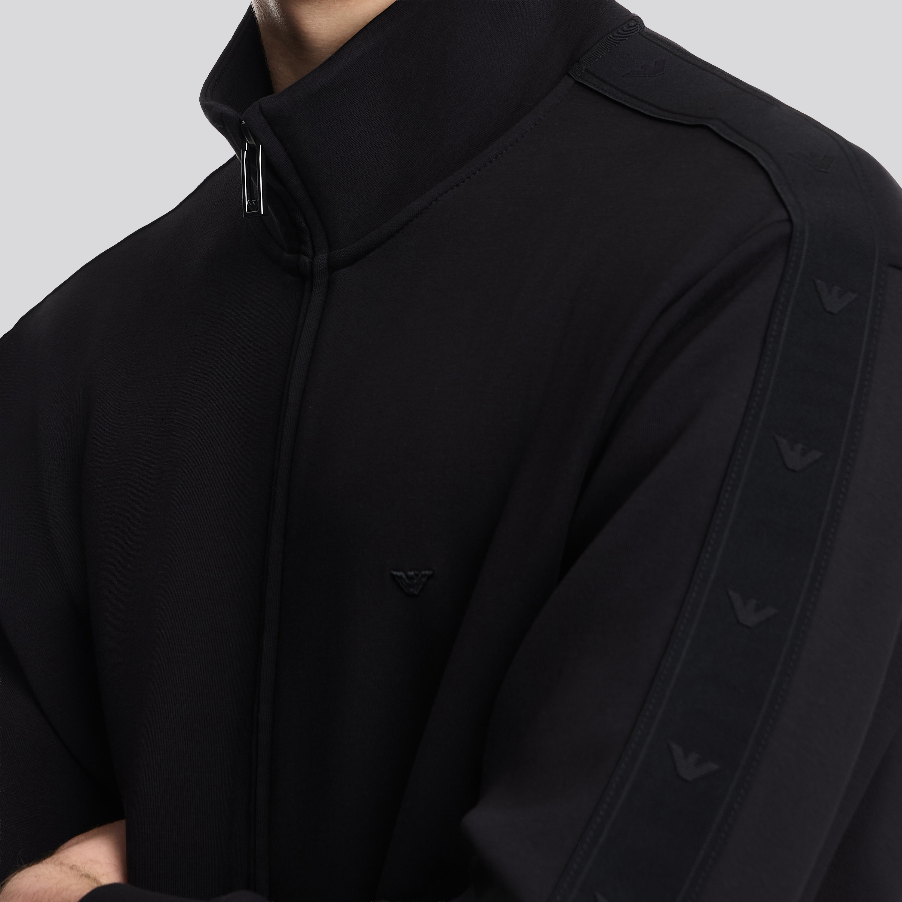 Chaqueta Negra Emporio Armani Zip
