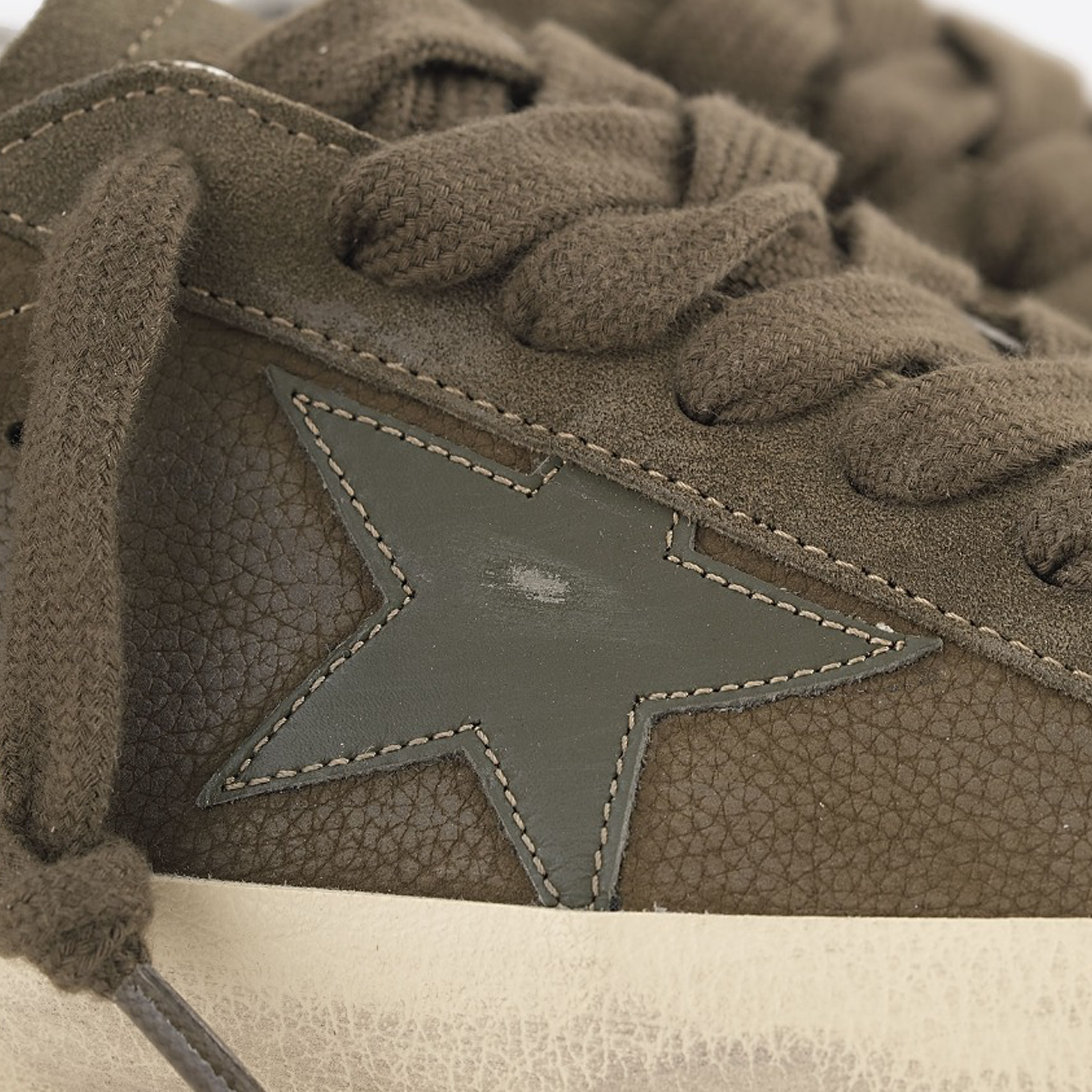 Sneakers Verdes Golden Goose Super-Star Leather