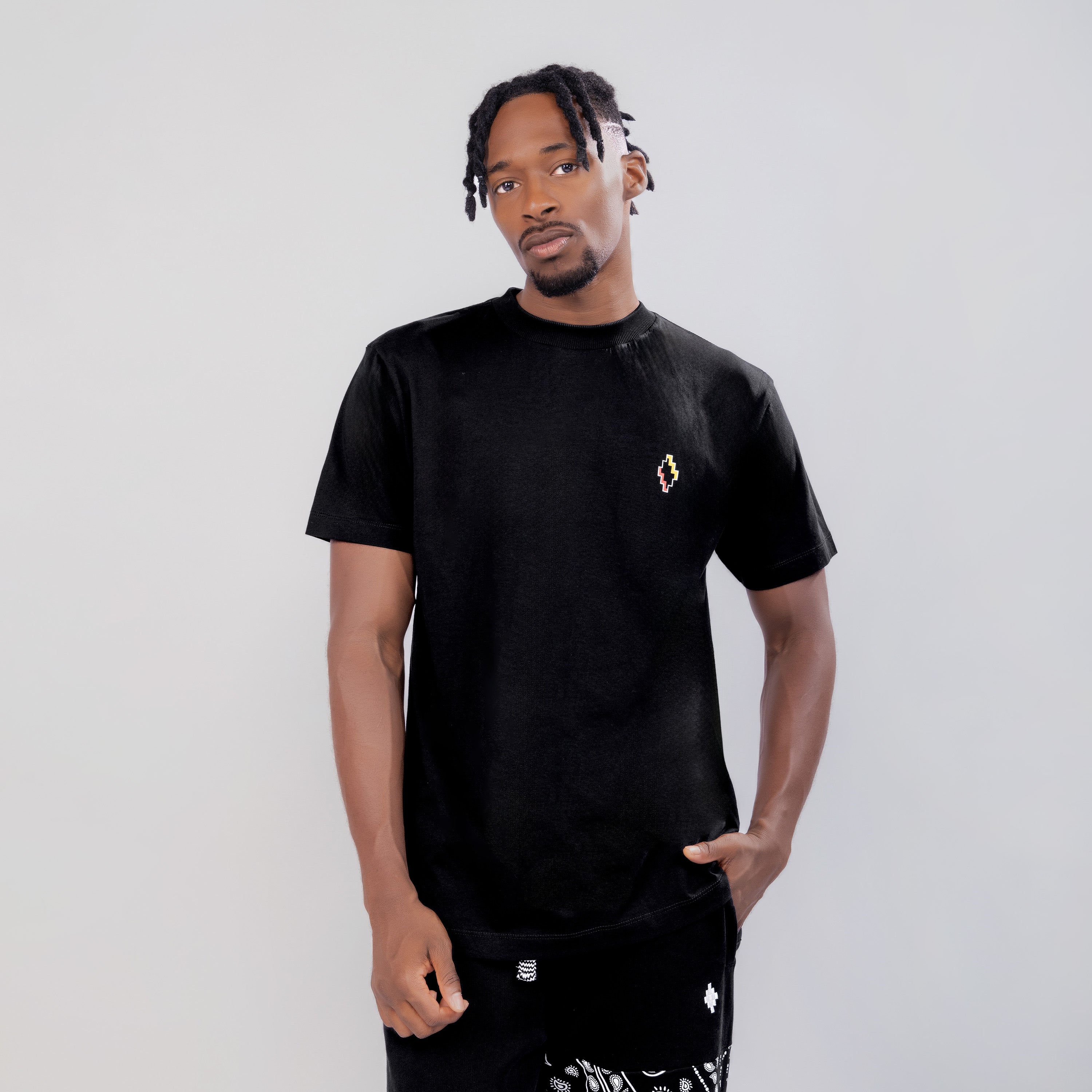 Camiseta Negra Marcelo Burlon County Club