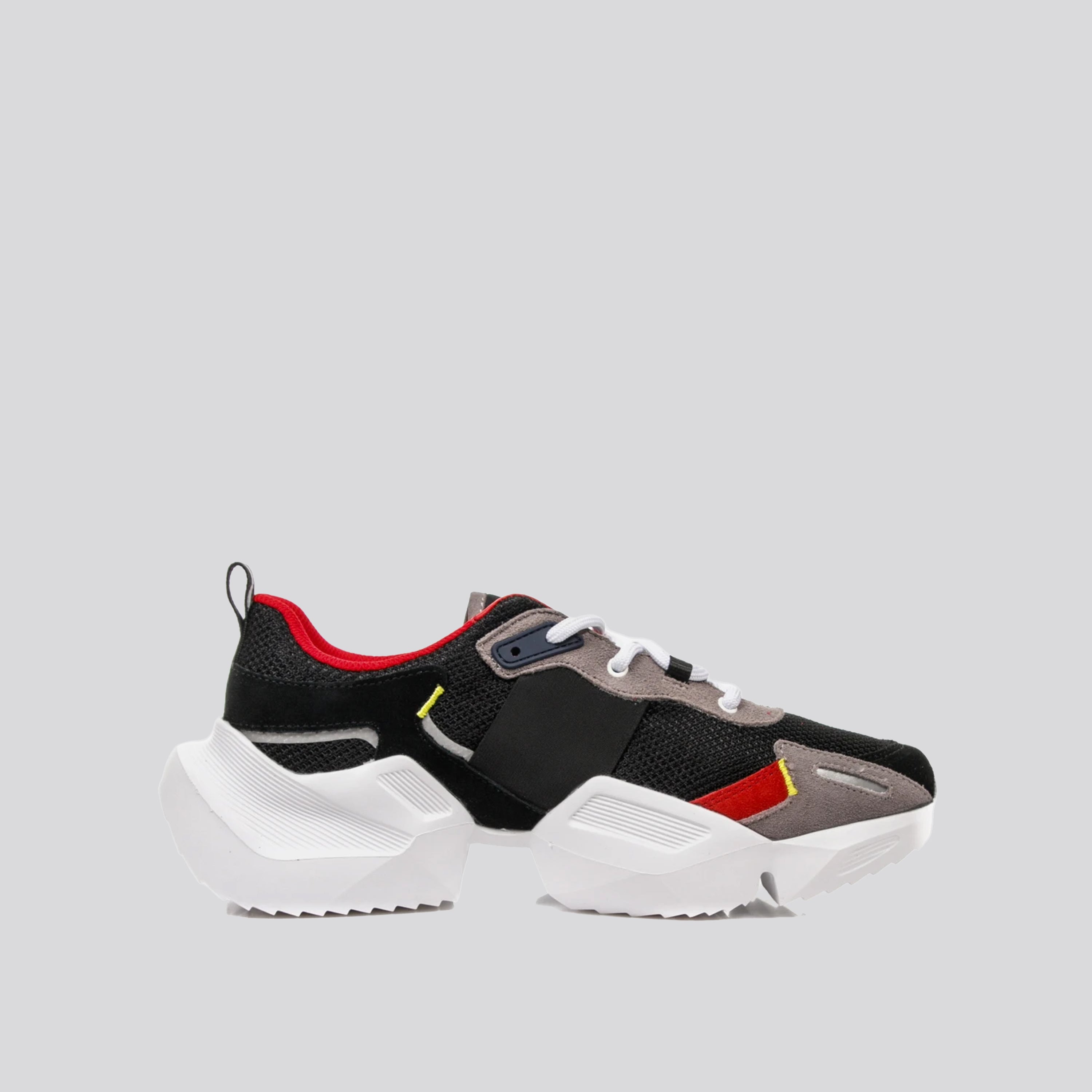 Sneakers Negros Versace Jeans Couture Tag