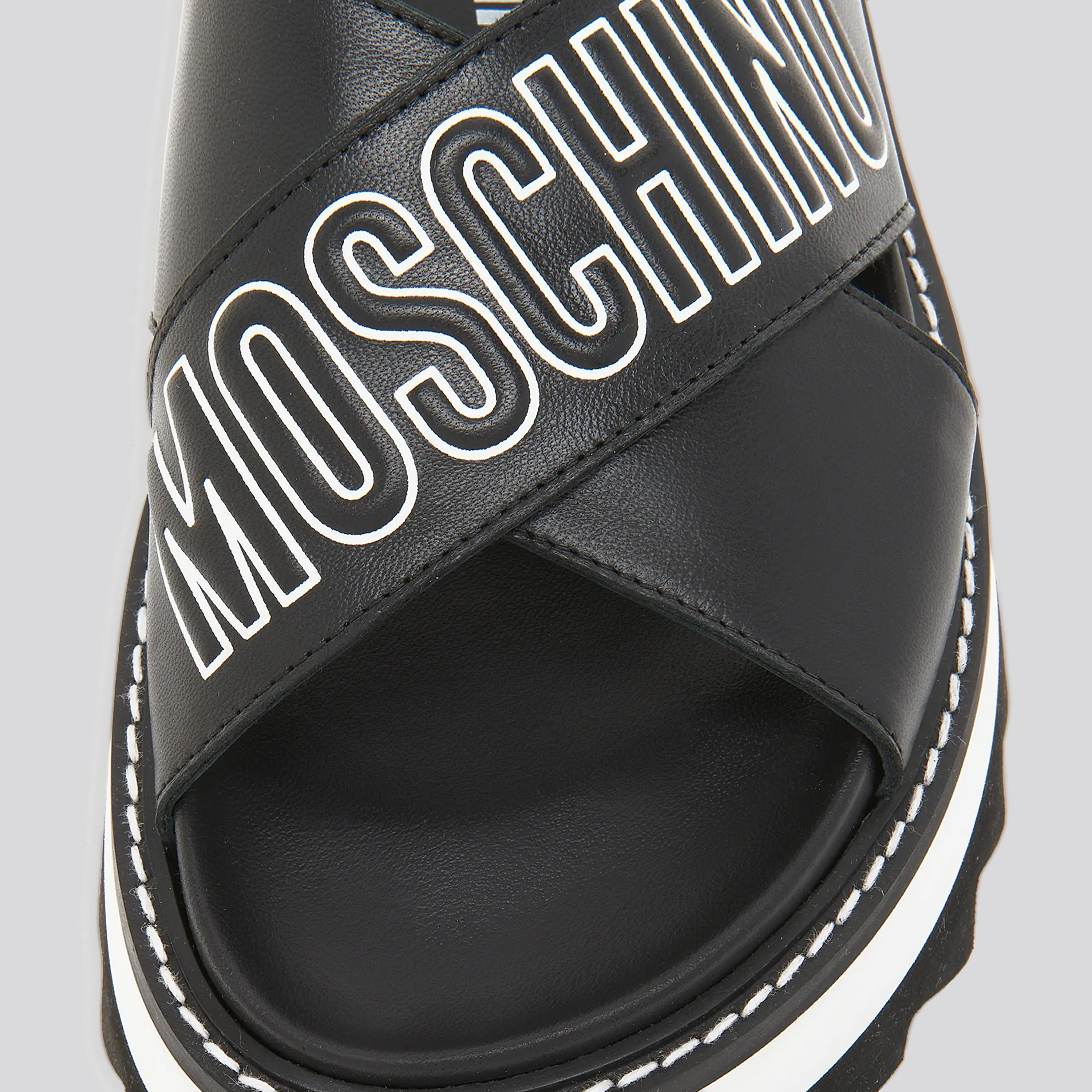Sandalias Negras Moschino Shark35 Nappa Negro