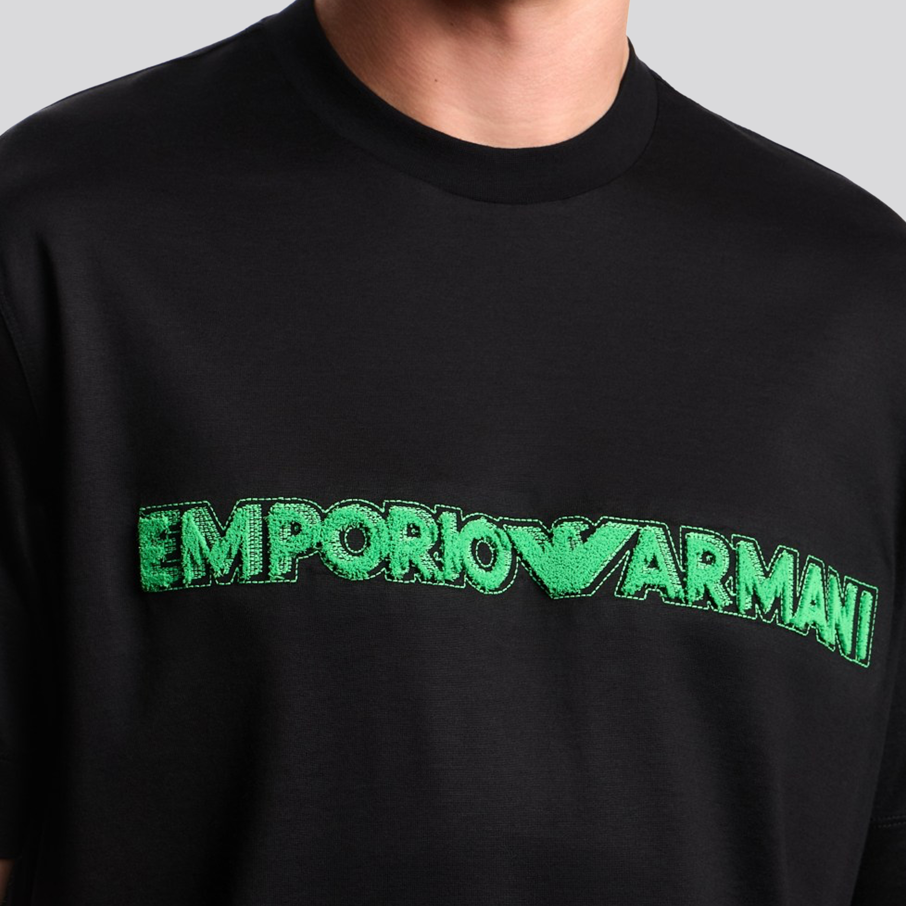 Camiseta Negra Emporio Armani Logo