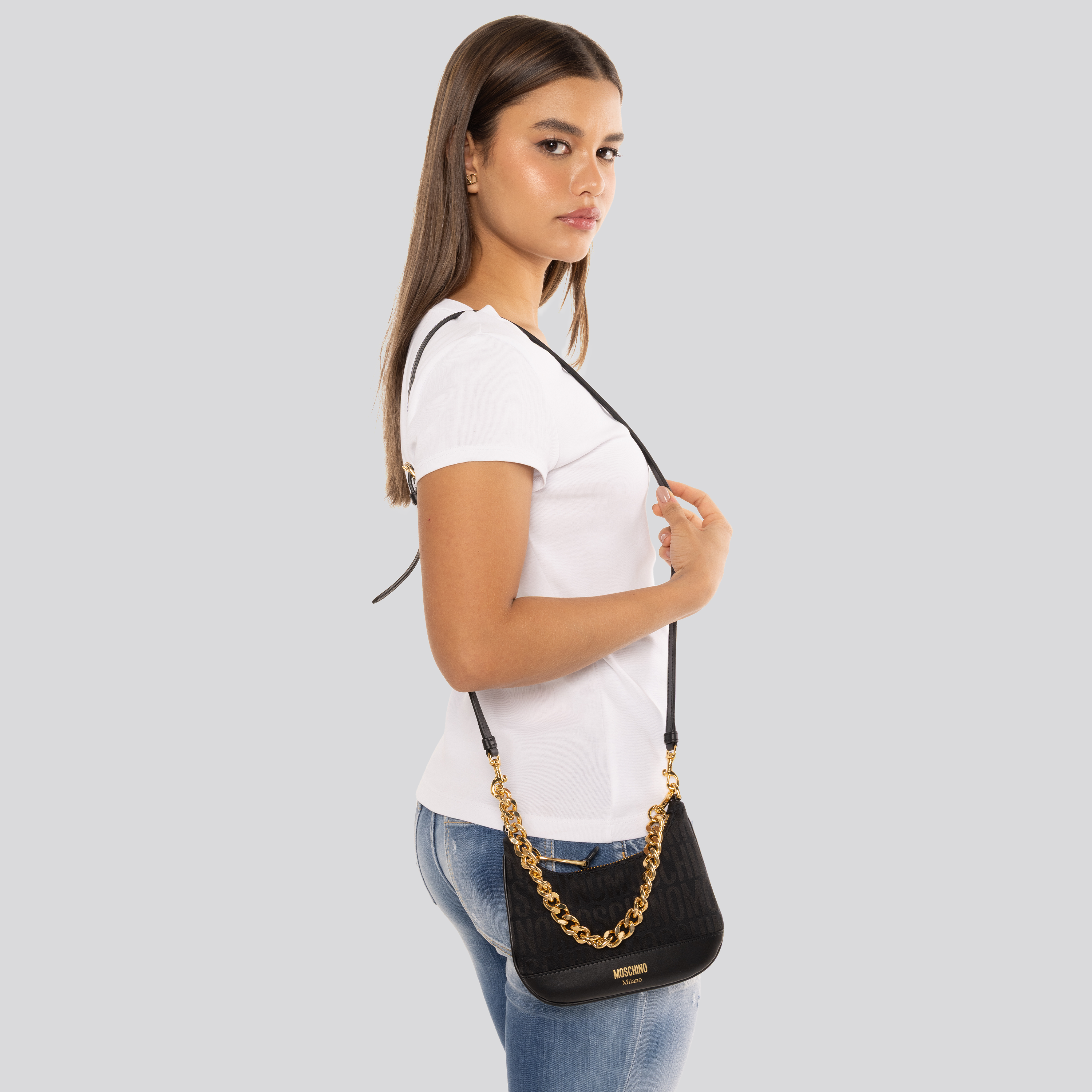 Cartera Negra Moschino Gold Logo