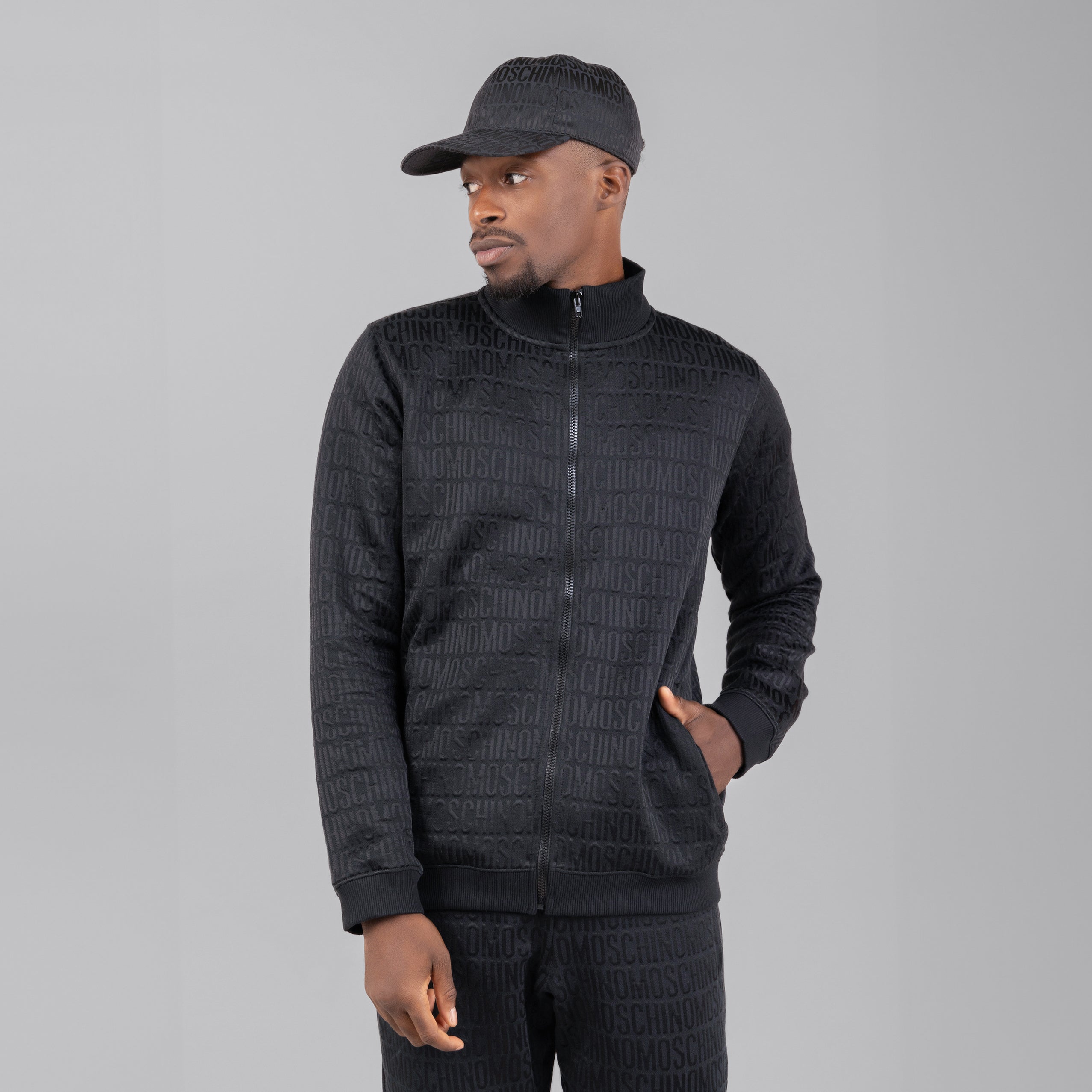 Chaqueta Negro Moschino Couture Monogram