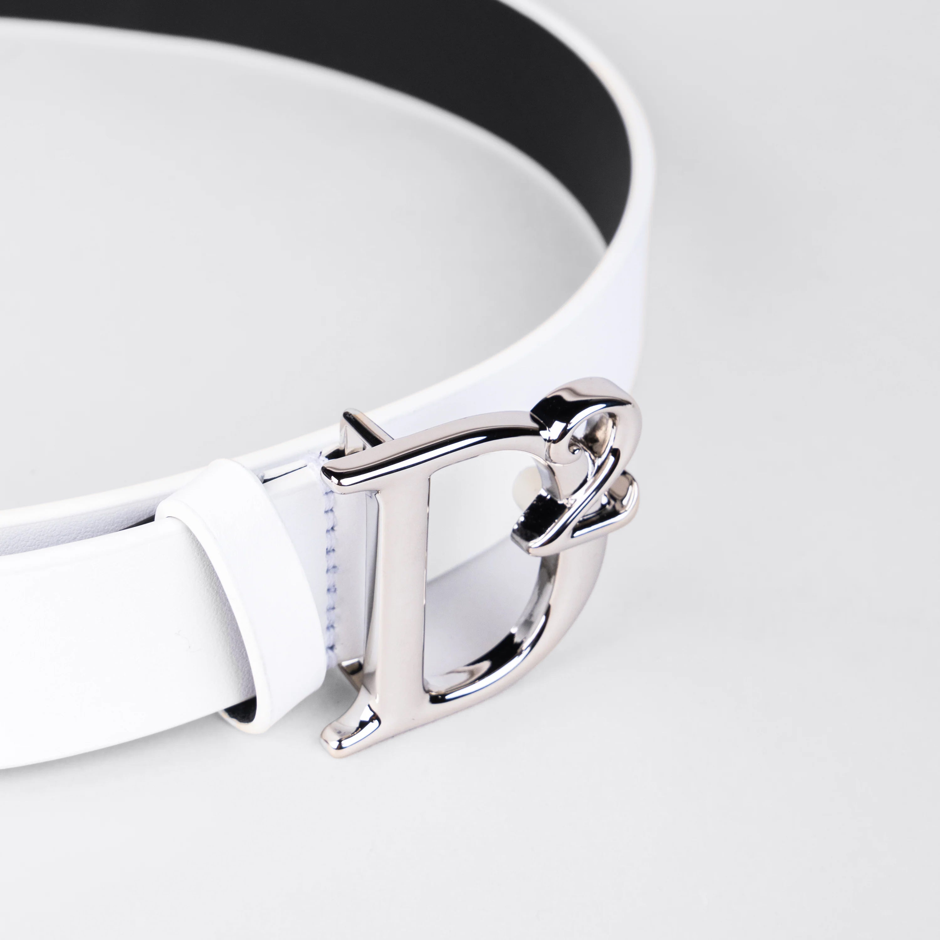 Cinturón Blanco Dsquared2 Placa Plateada