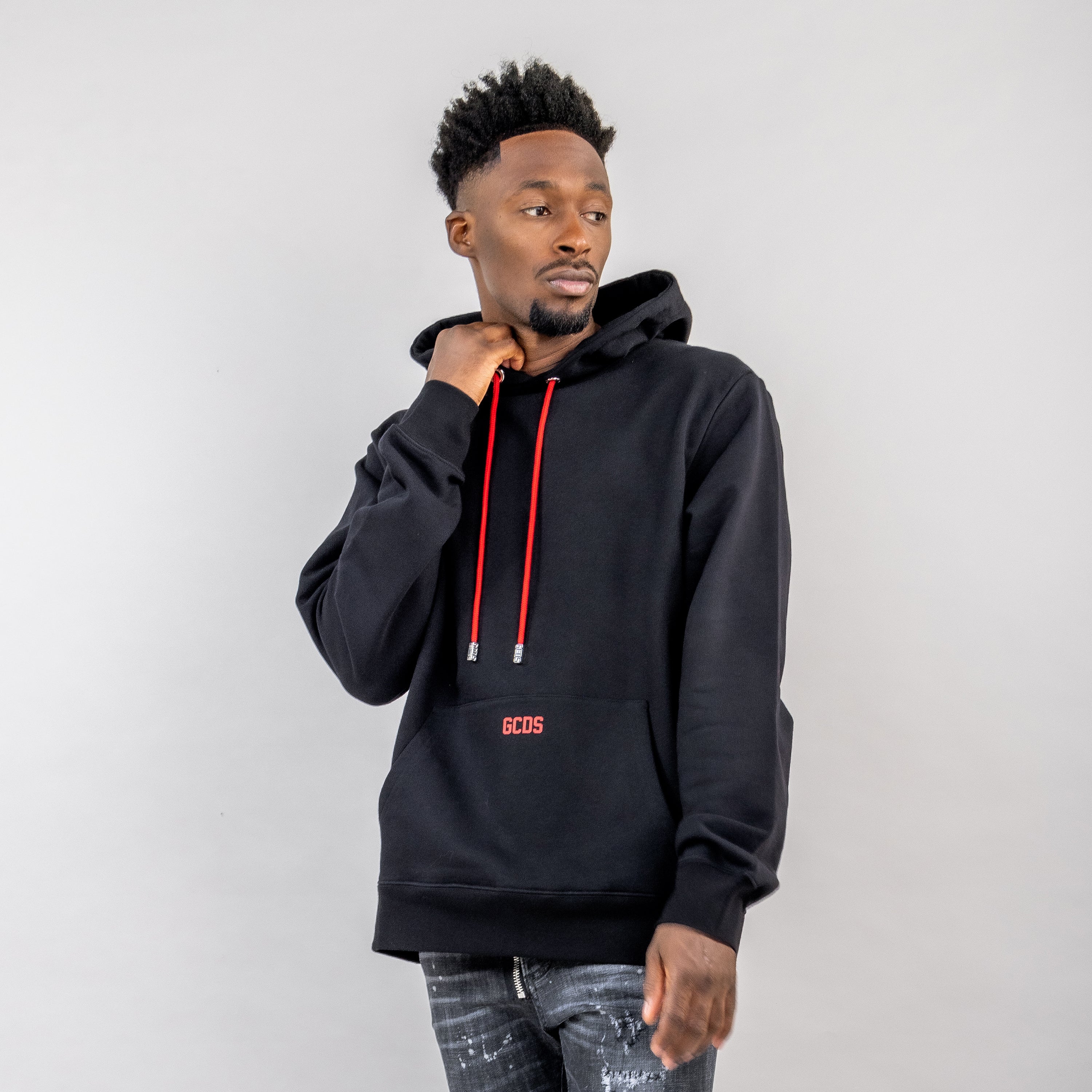 Buzo Tipo Hoodie Negro GCDS Rojo Logo