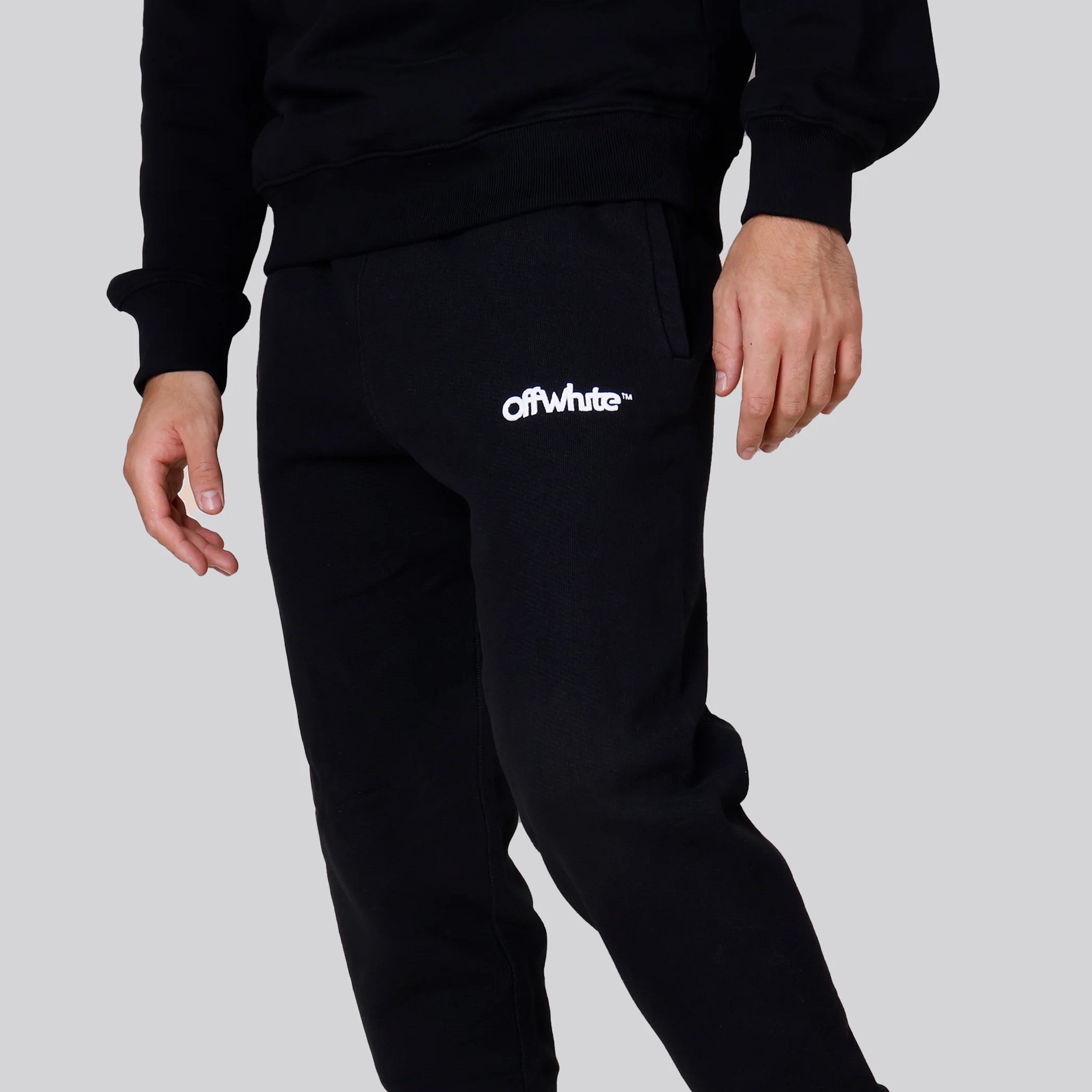 Jogger Negro Off-White Chunky Logo Cuffed