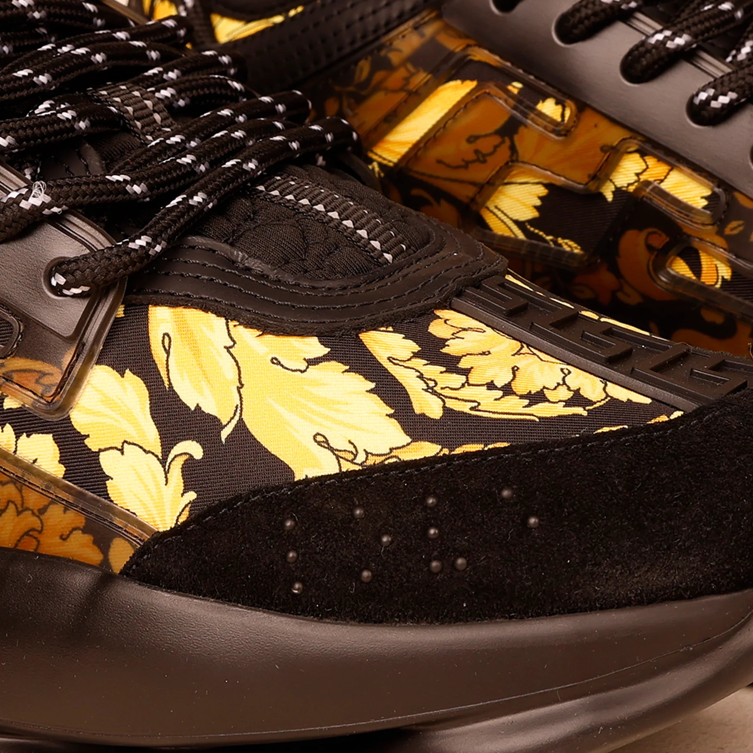 Sneakers Negro Versace Chain Reaction Barocco