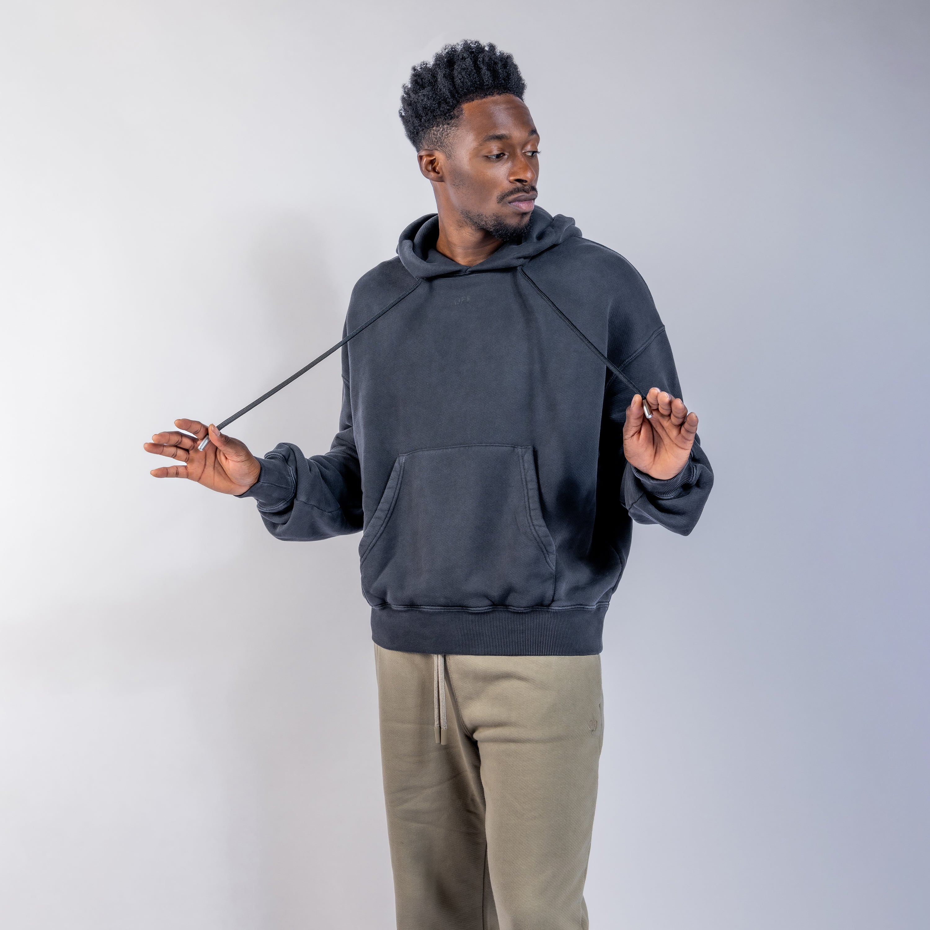 Buzo Tipo Hoodie Negro Off-White Super Moon