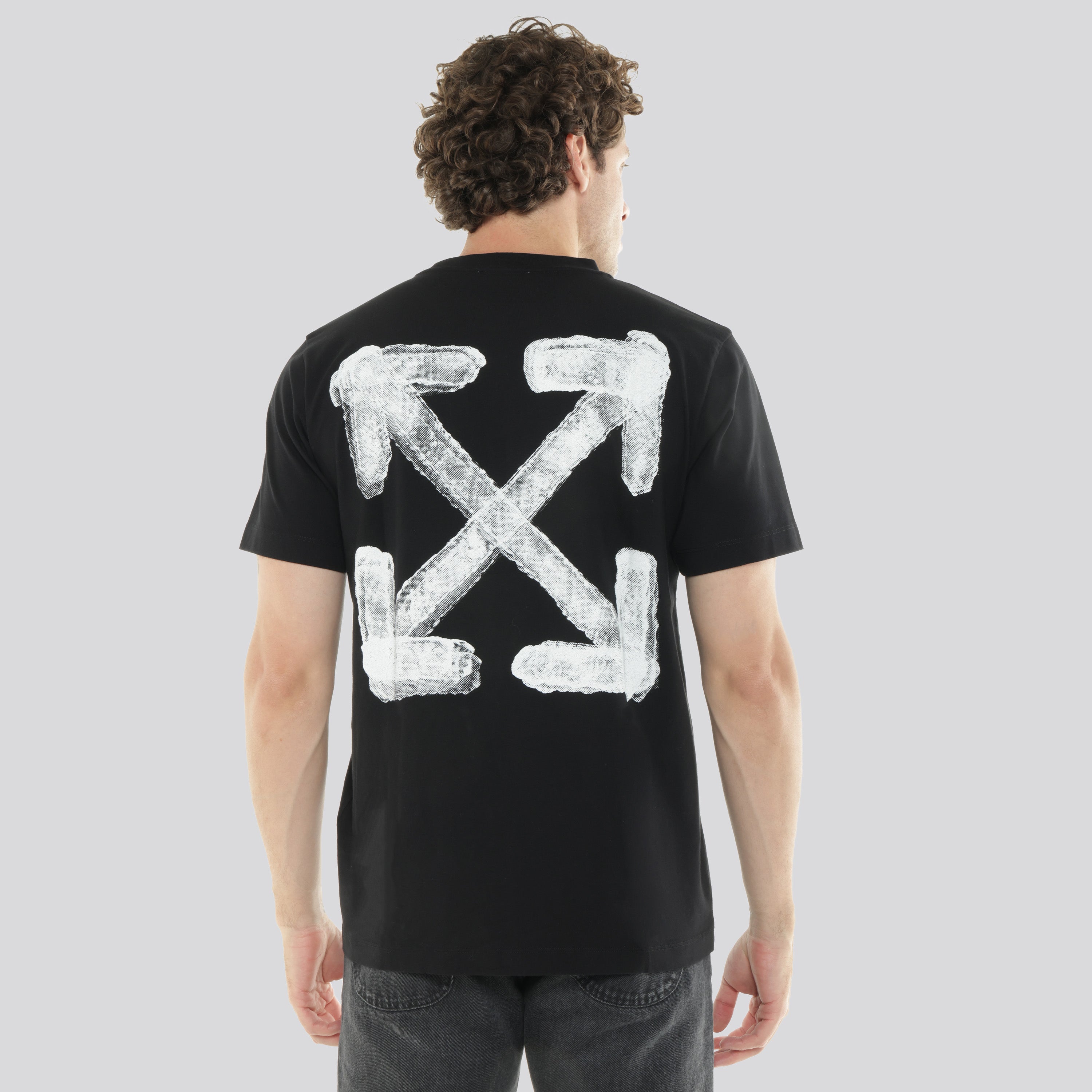 Camiseta Negra Off White Spray Arrow