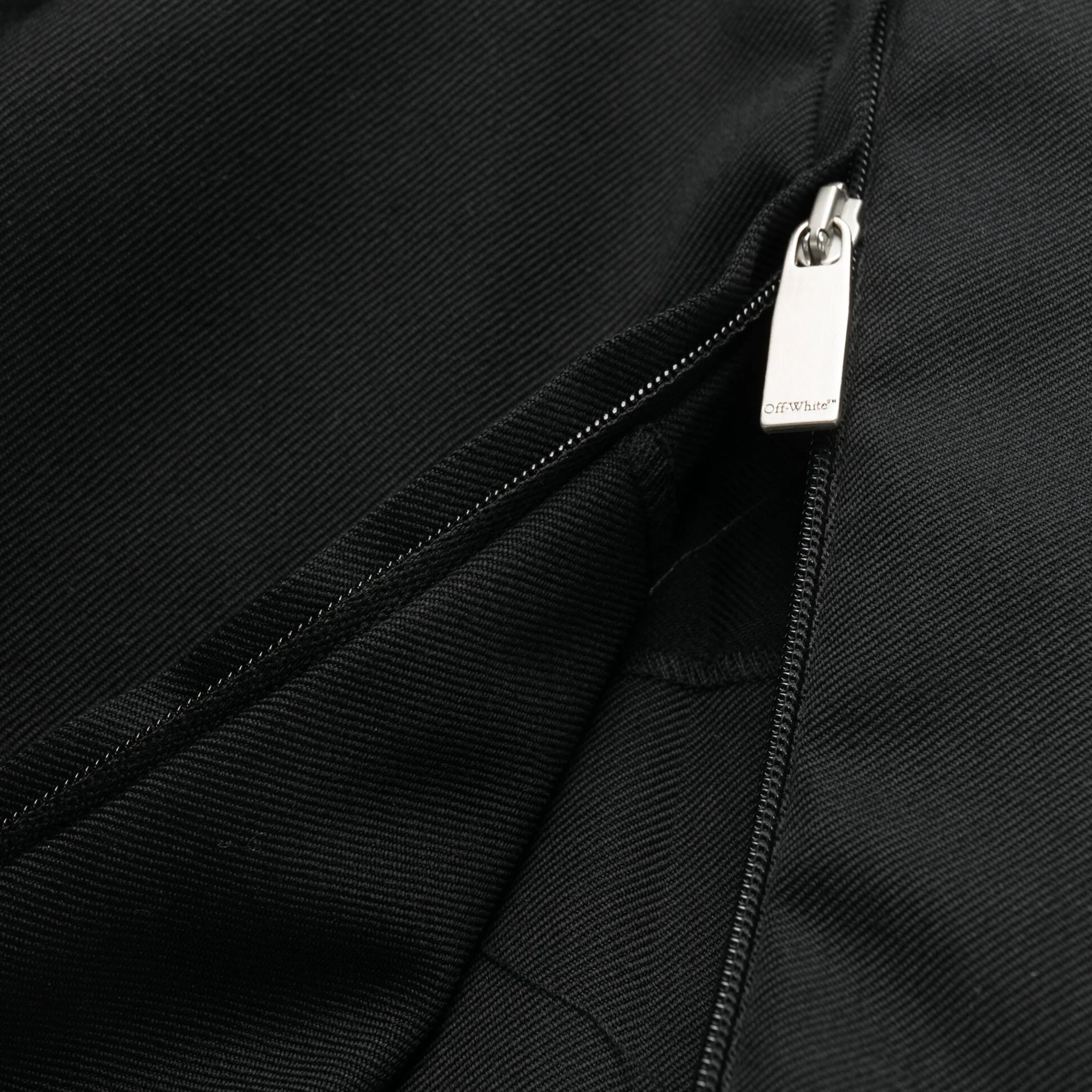 Pantalón Negro Off-White Slim Zip
