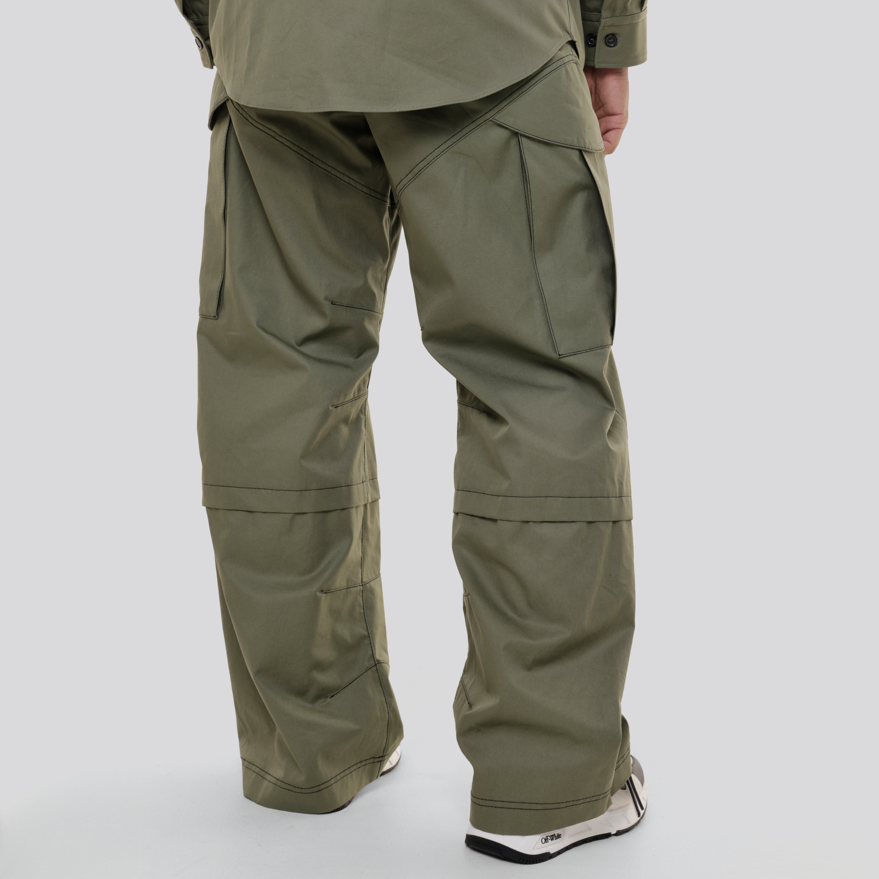 Pantalón Verde Off-White Cargo Arrow