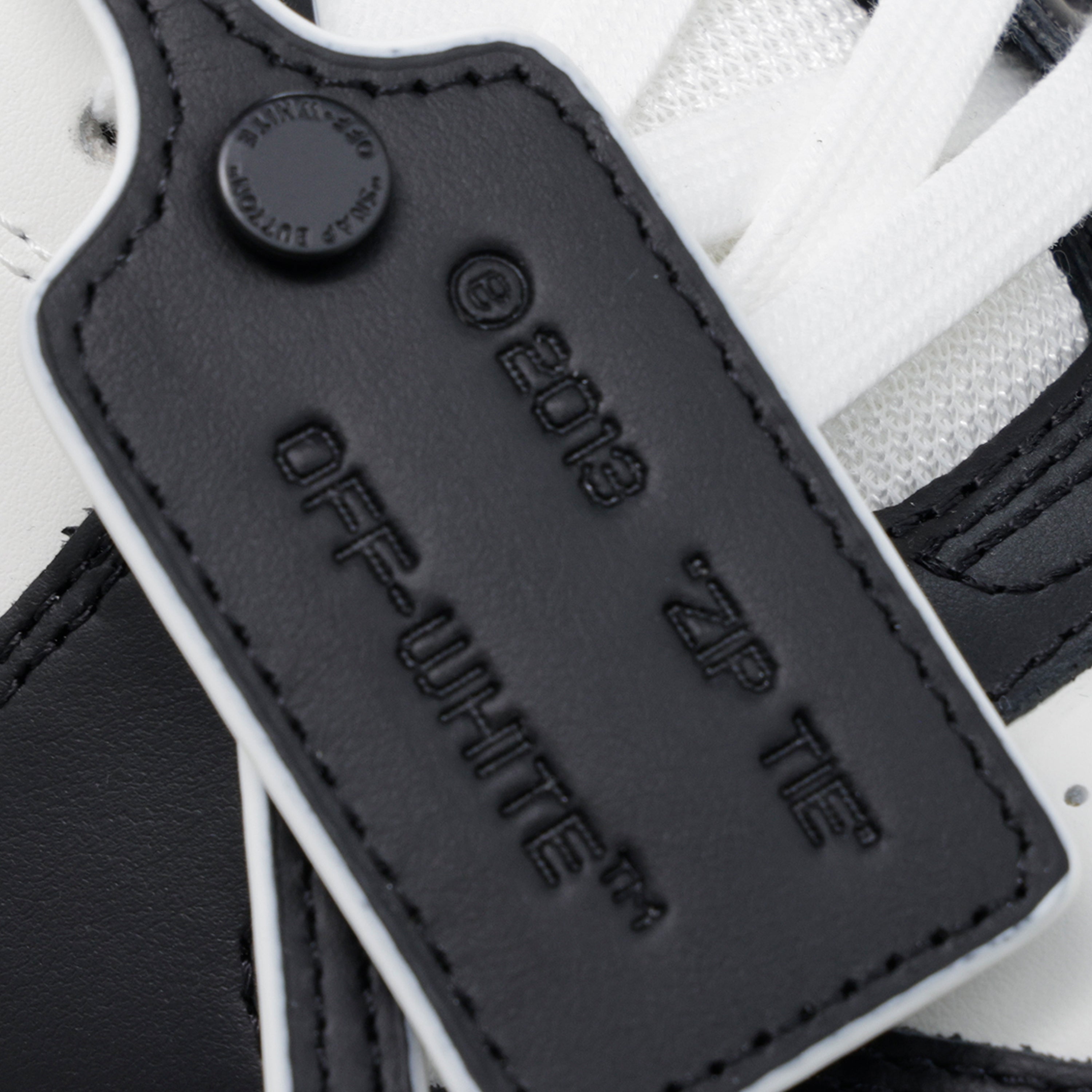 Sneakers Negro Off-White Blanco "OOO"