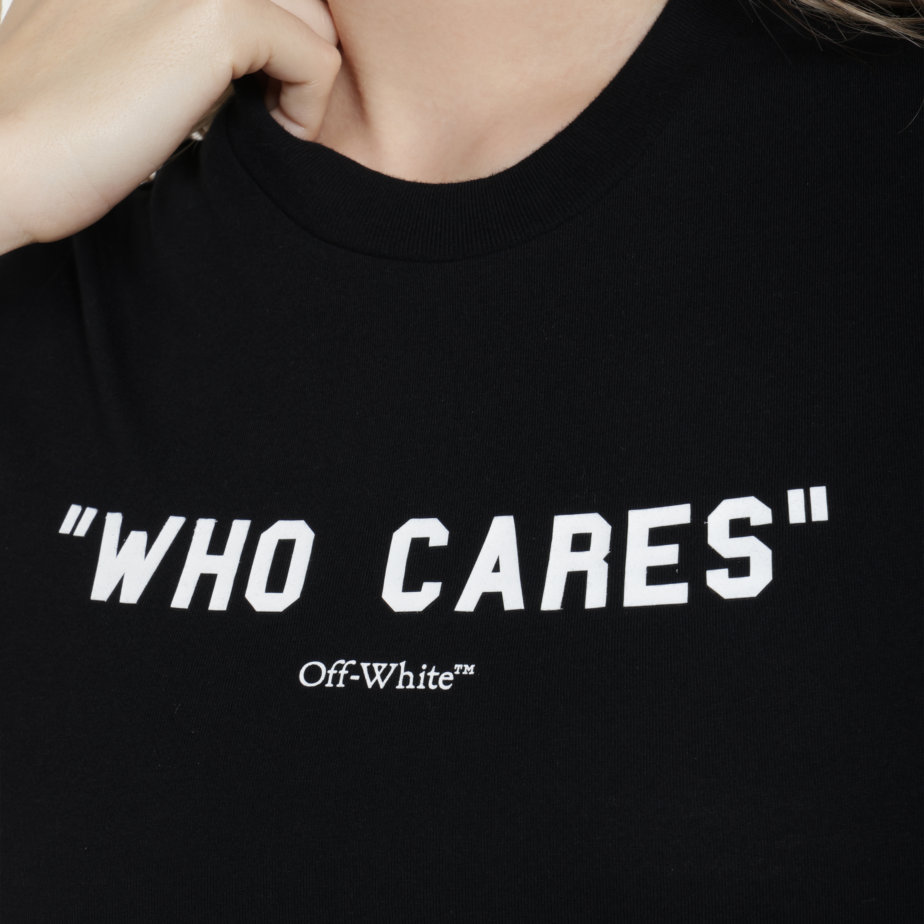 Camiseta Negra Off-White Who Cares
