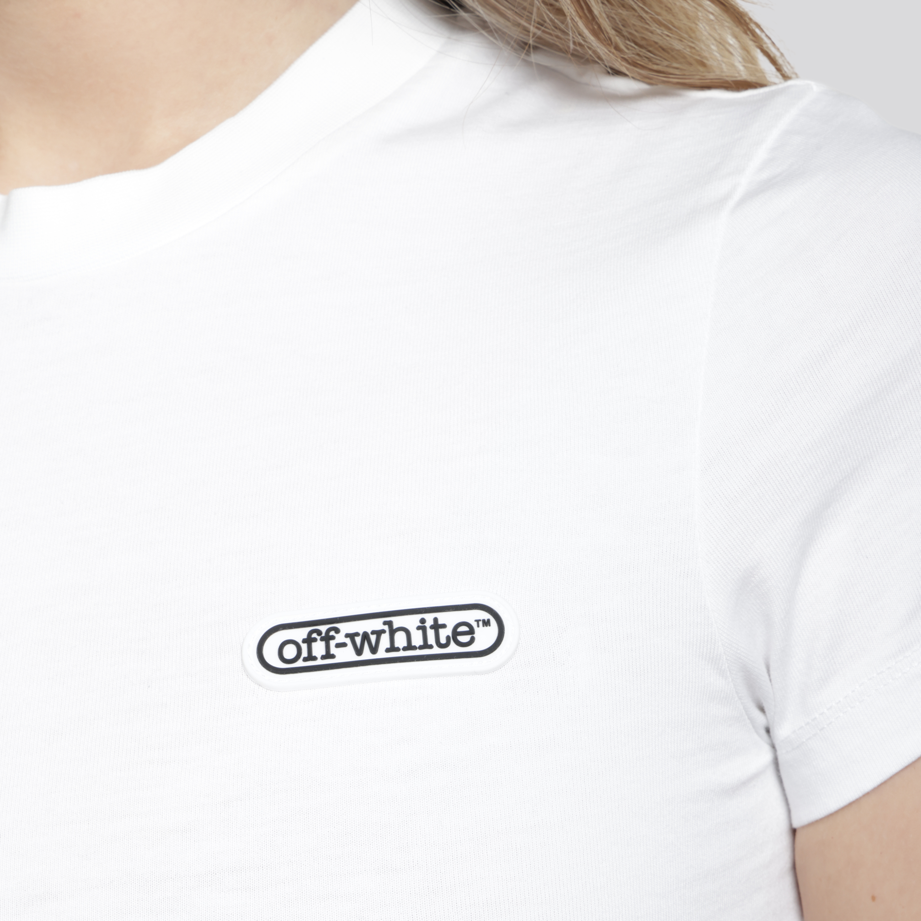 Camiseta Blanca Off-White Patch Logo 90S