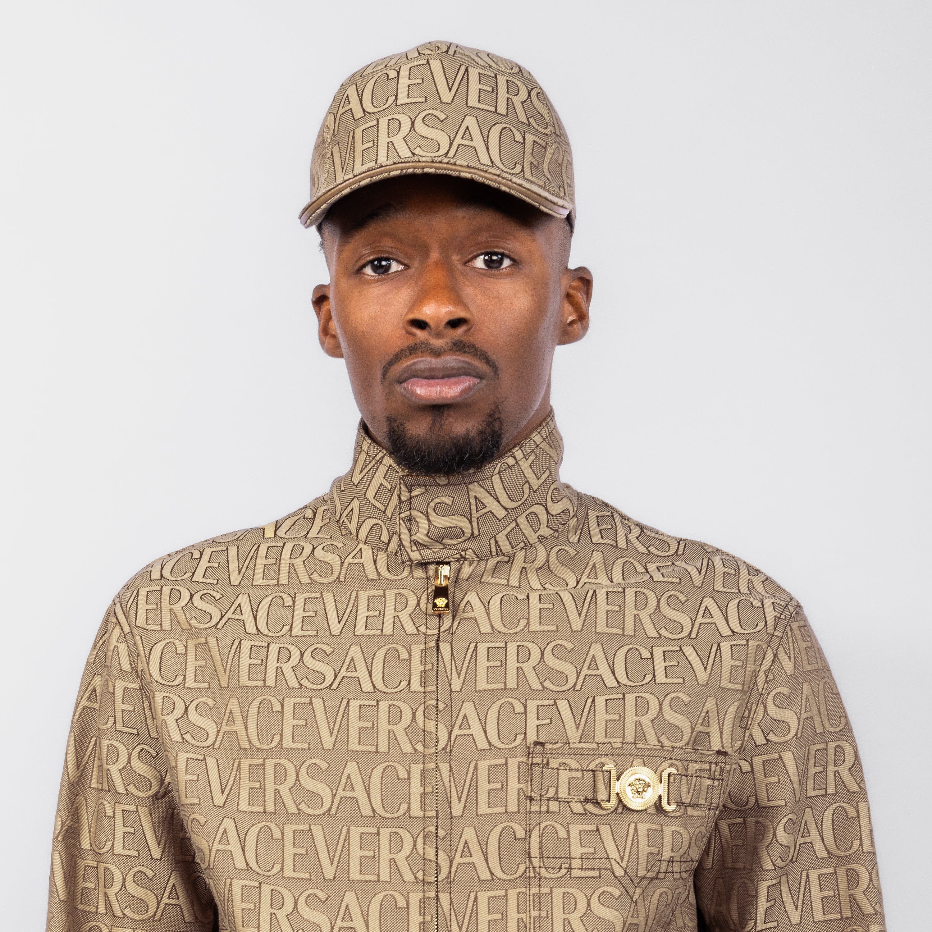 Chaqueta Beige Versace Plaque Allover Monogram