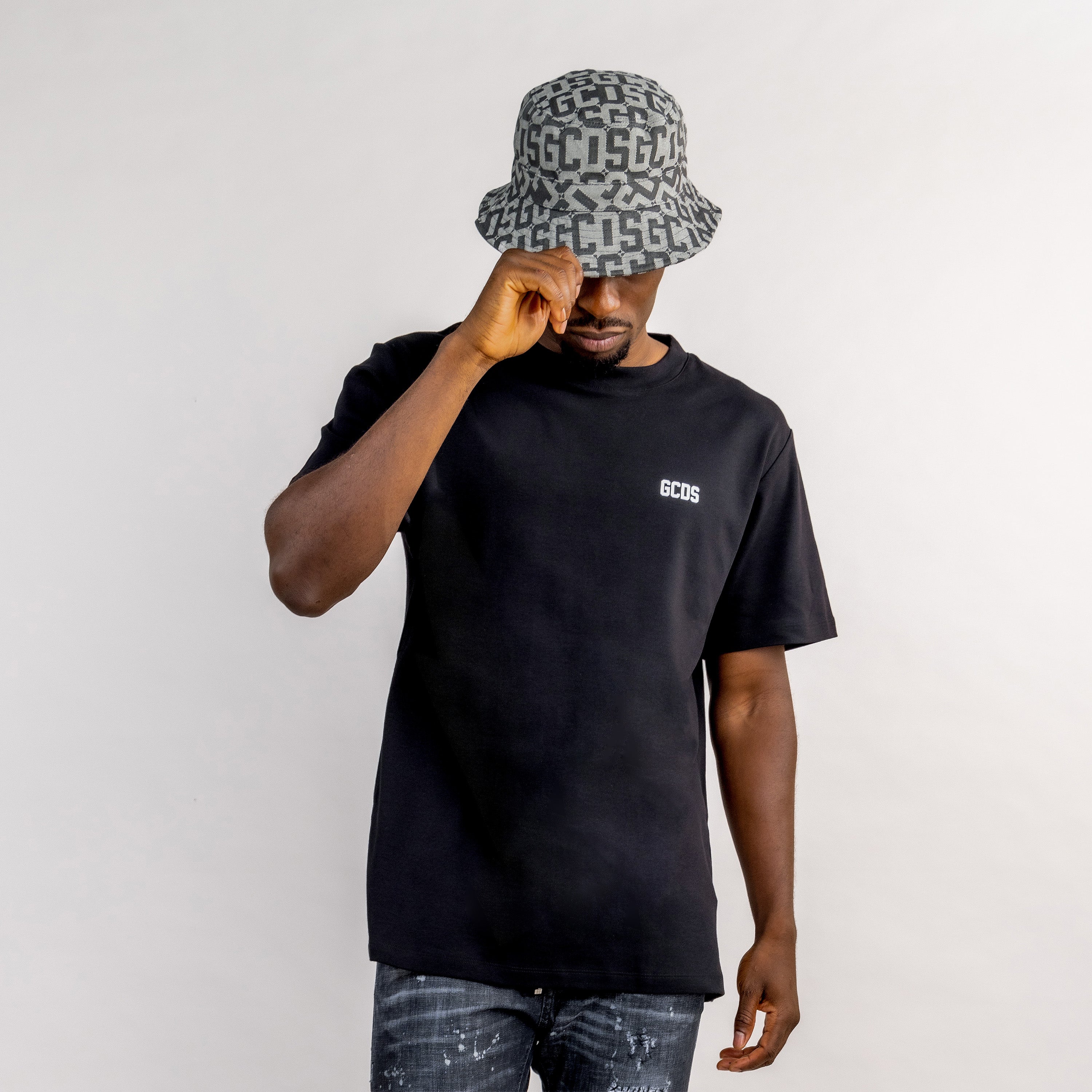 Gorro Gris GCDS Multilogo