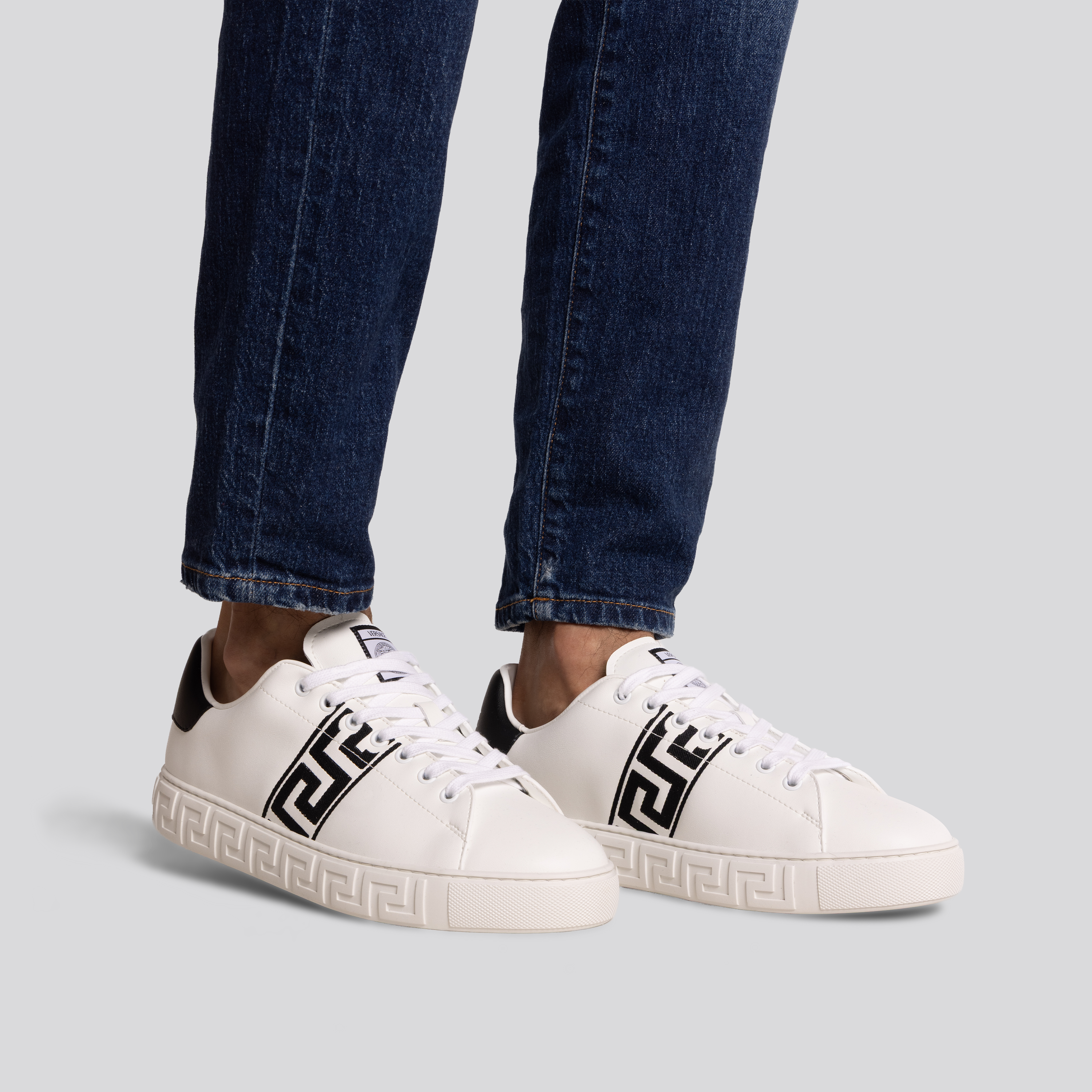 Sneakers Blancos Versace Greca