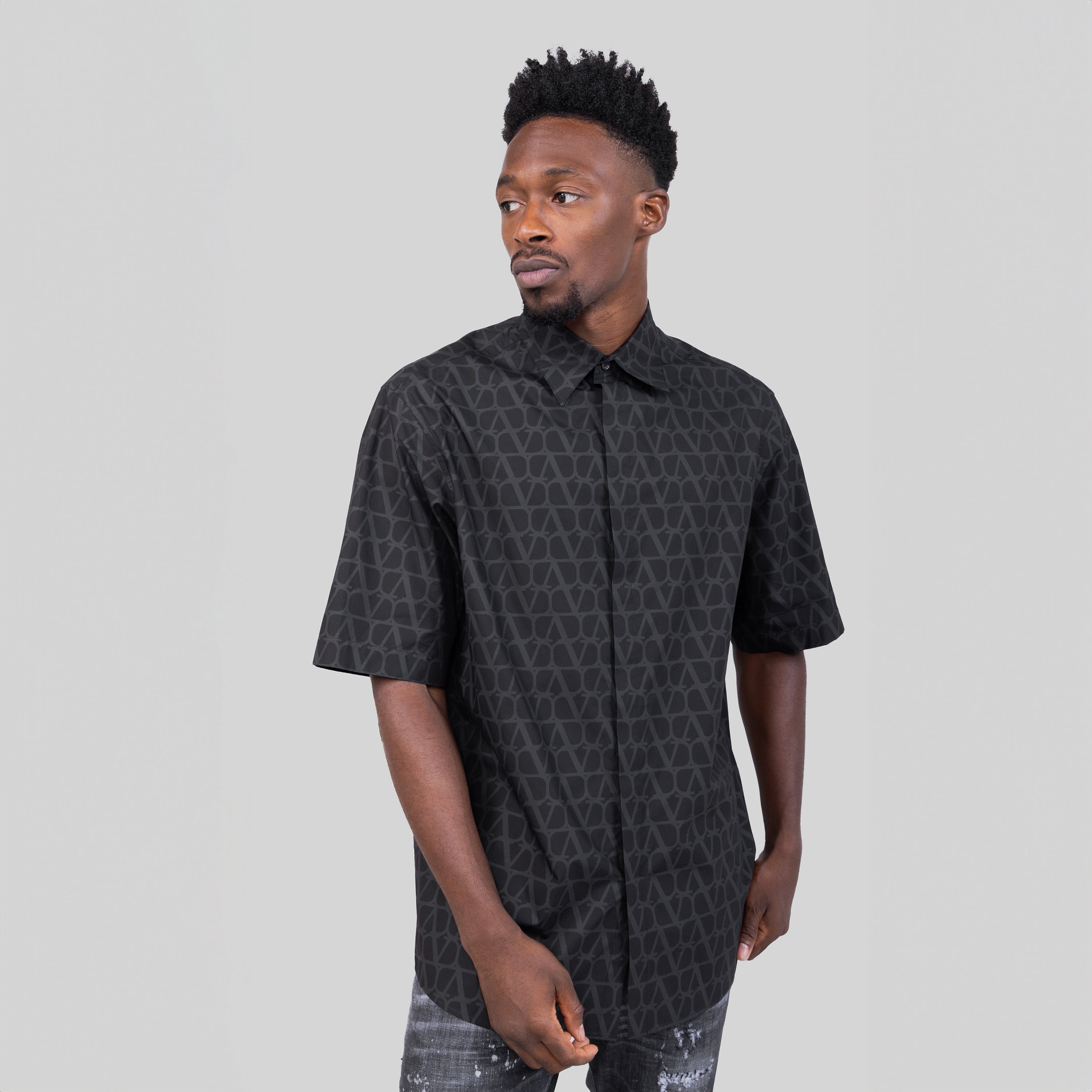 Camisa Negra Gris Valentino Vlogo Monogram
