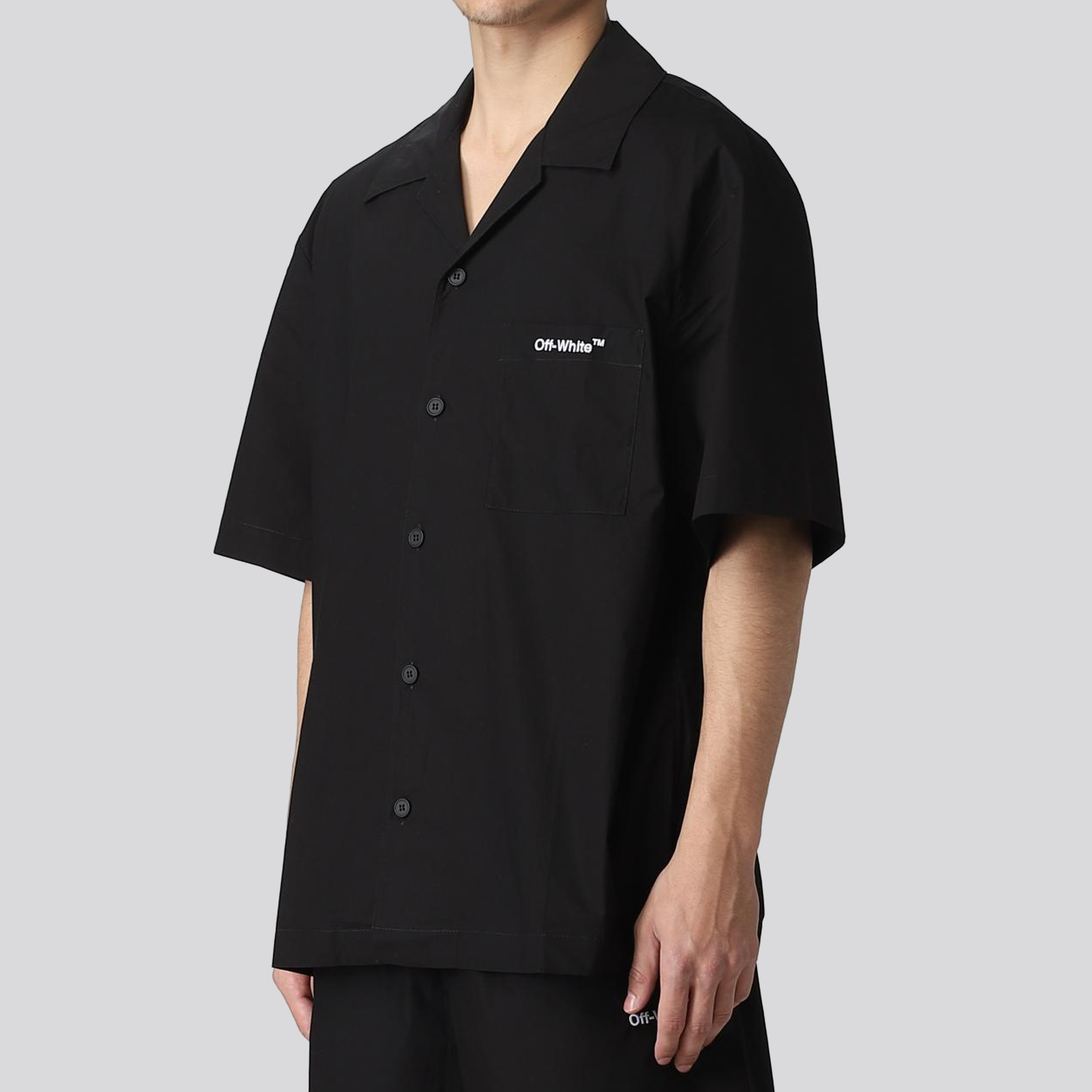 Camisa Negra Off-White Arrow Outline Pajama