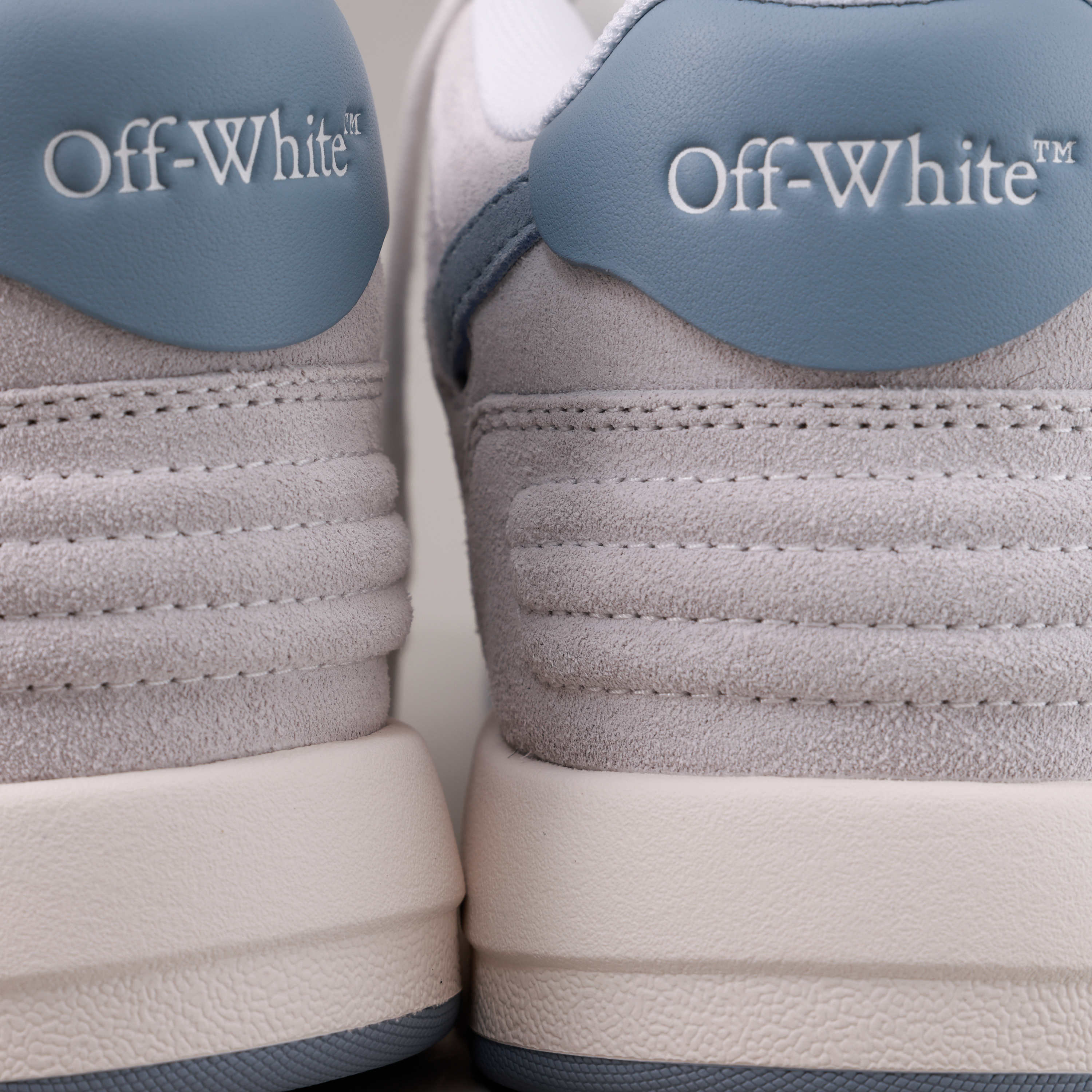 Sneakers Grices Off-White OOO Suede