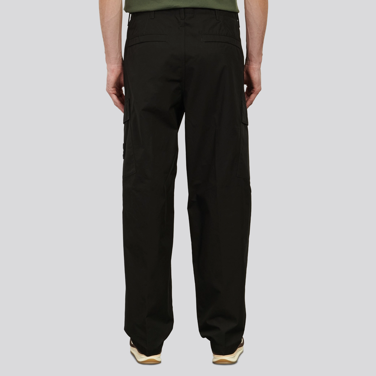 Pantalón Negro Stone Island Ghost