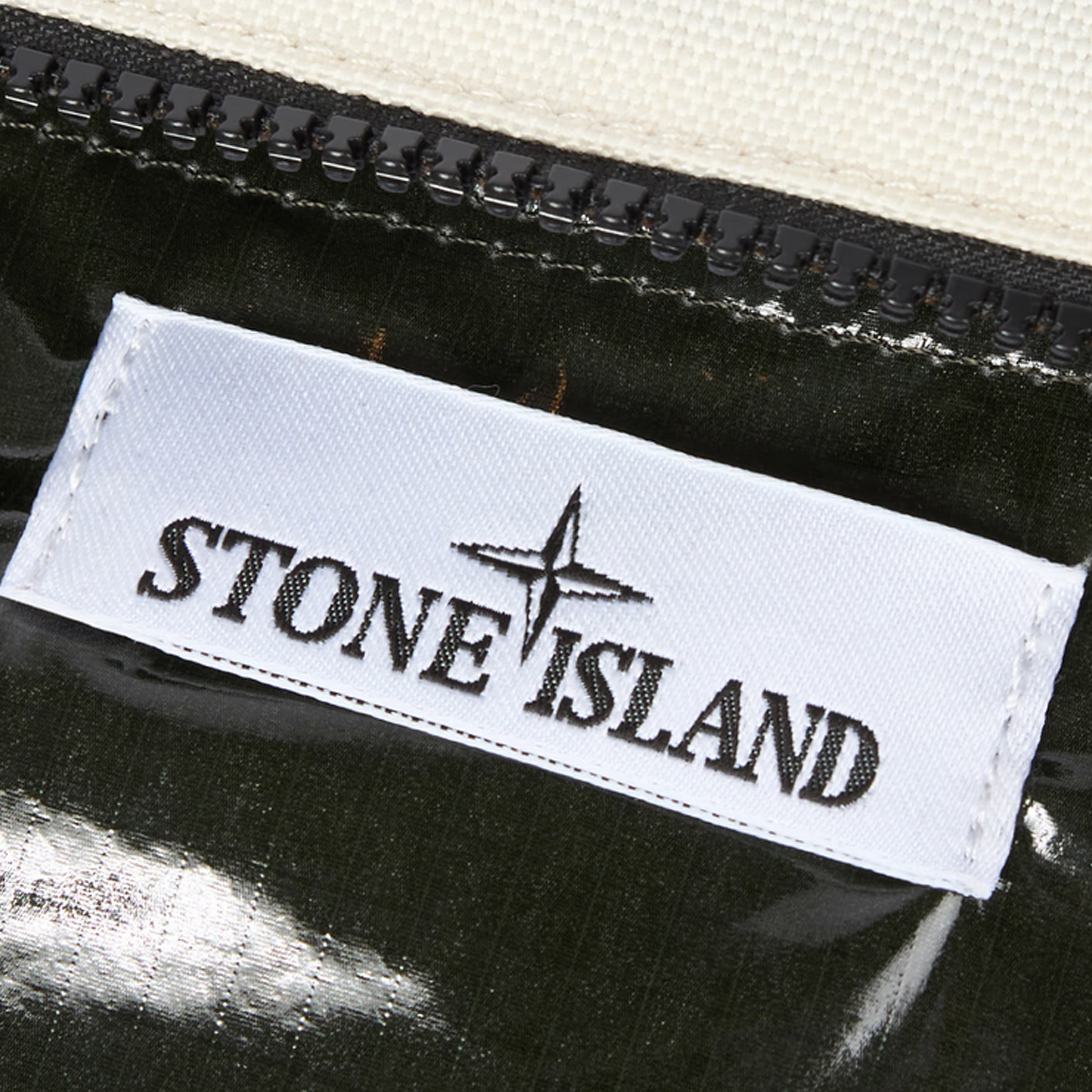 Bolso Hueso Stone Island Patch