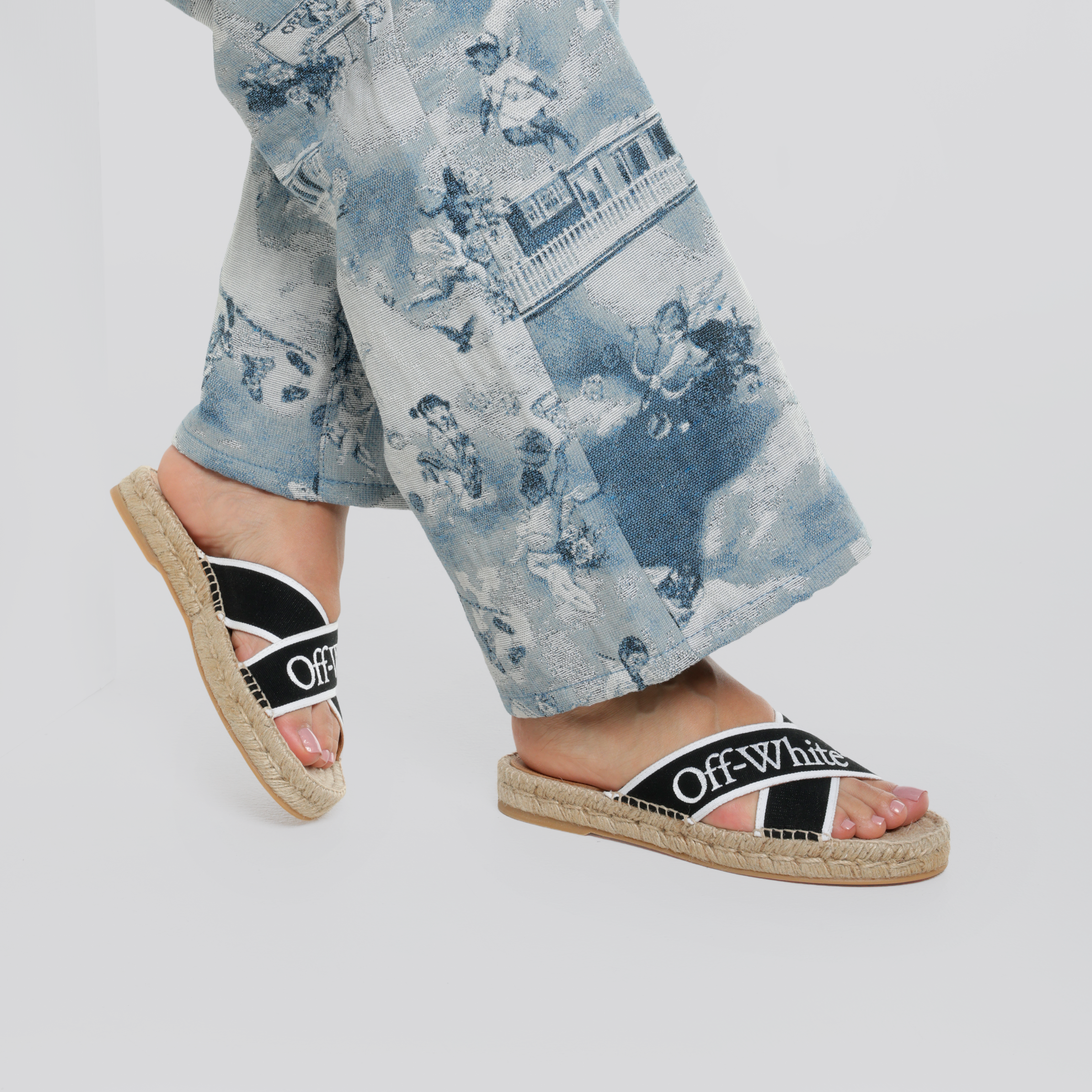 Sandalias Negras Off-White Criss Cross