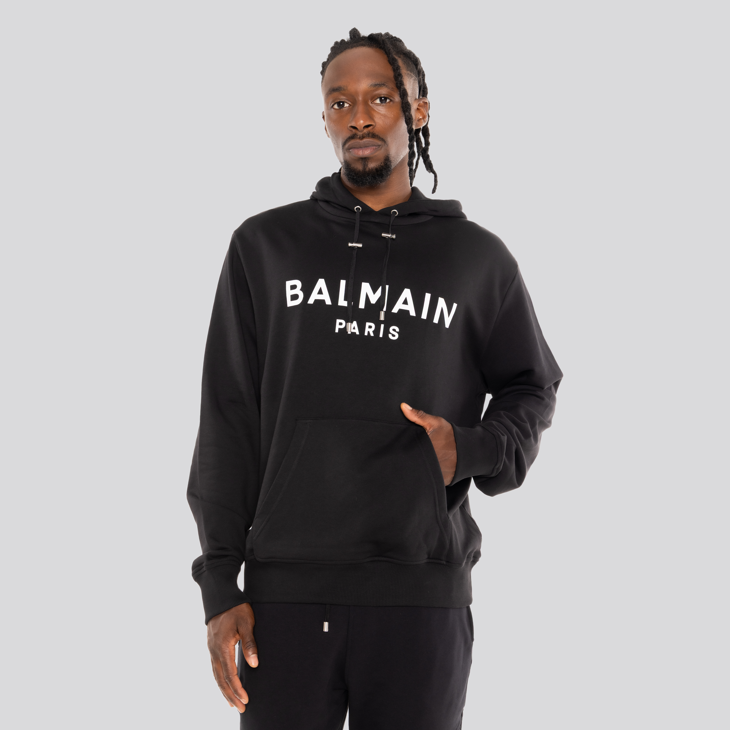Buzo Negro Balmain Paris Logo