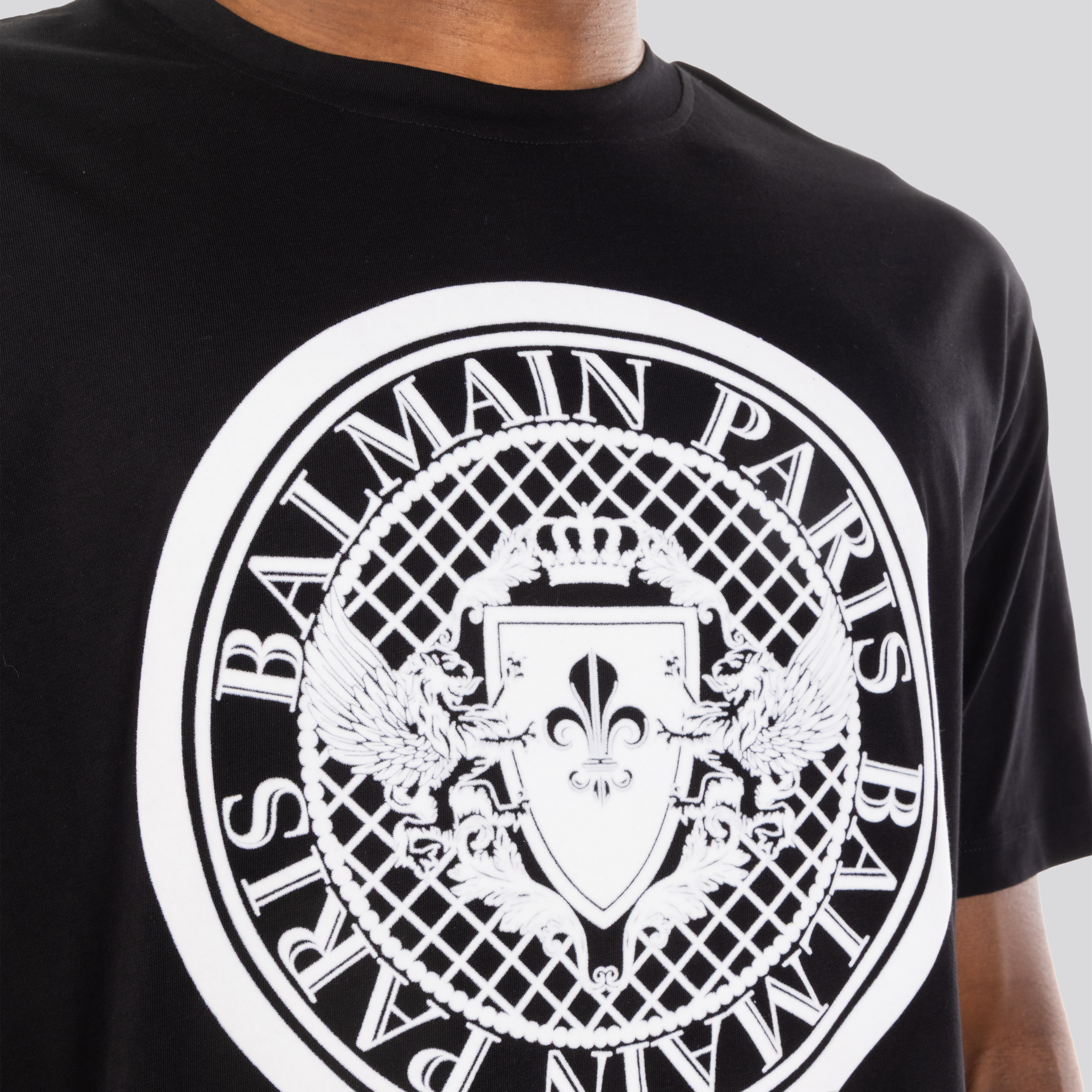Camiseta Negra Balmain Coin Flock