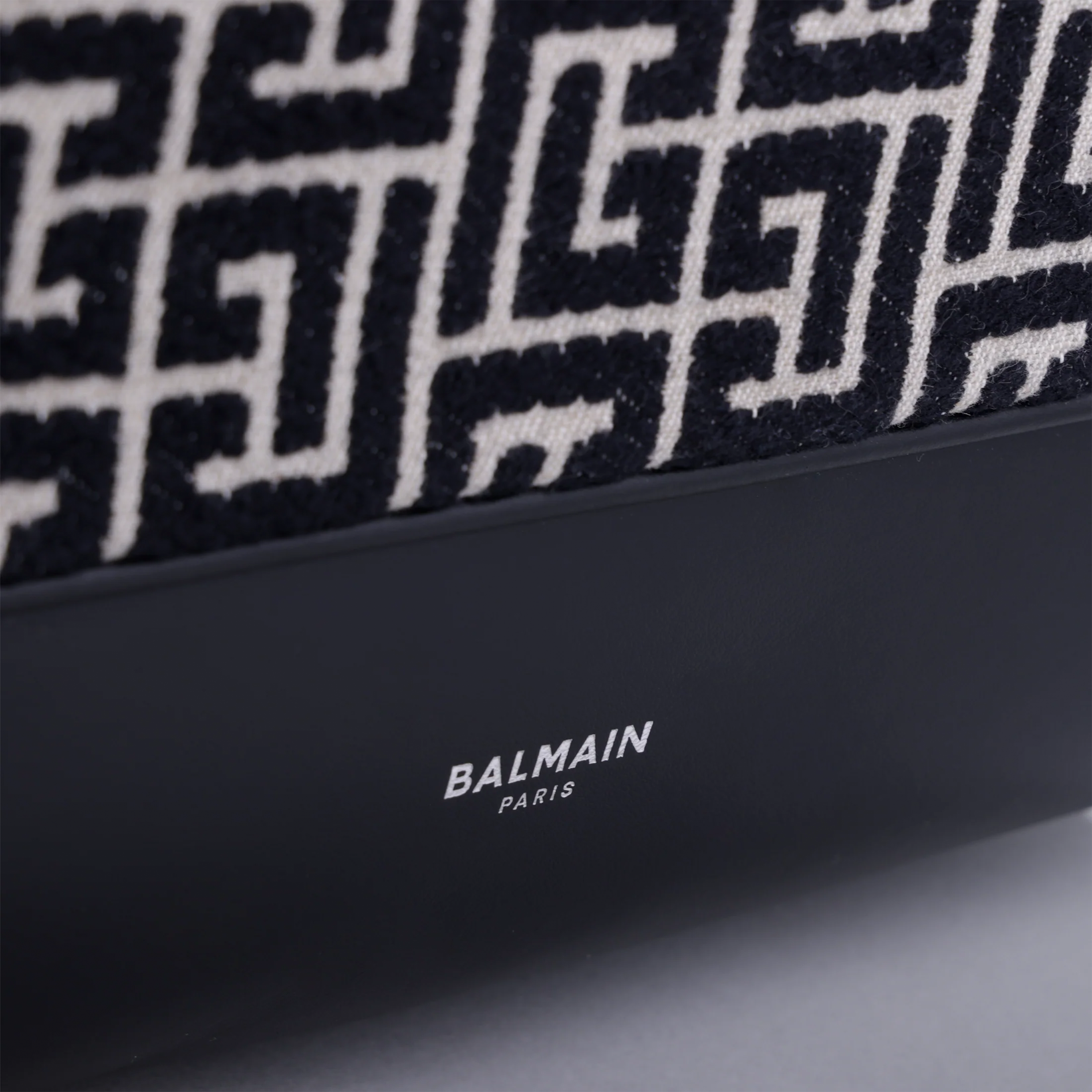 Mochila Negra Balmain Jacquard Logo