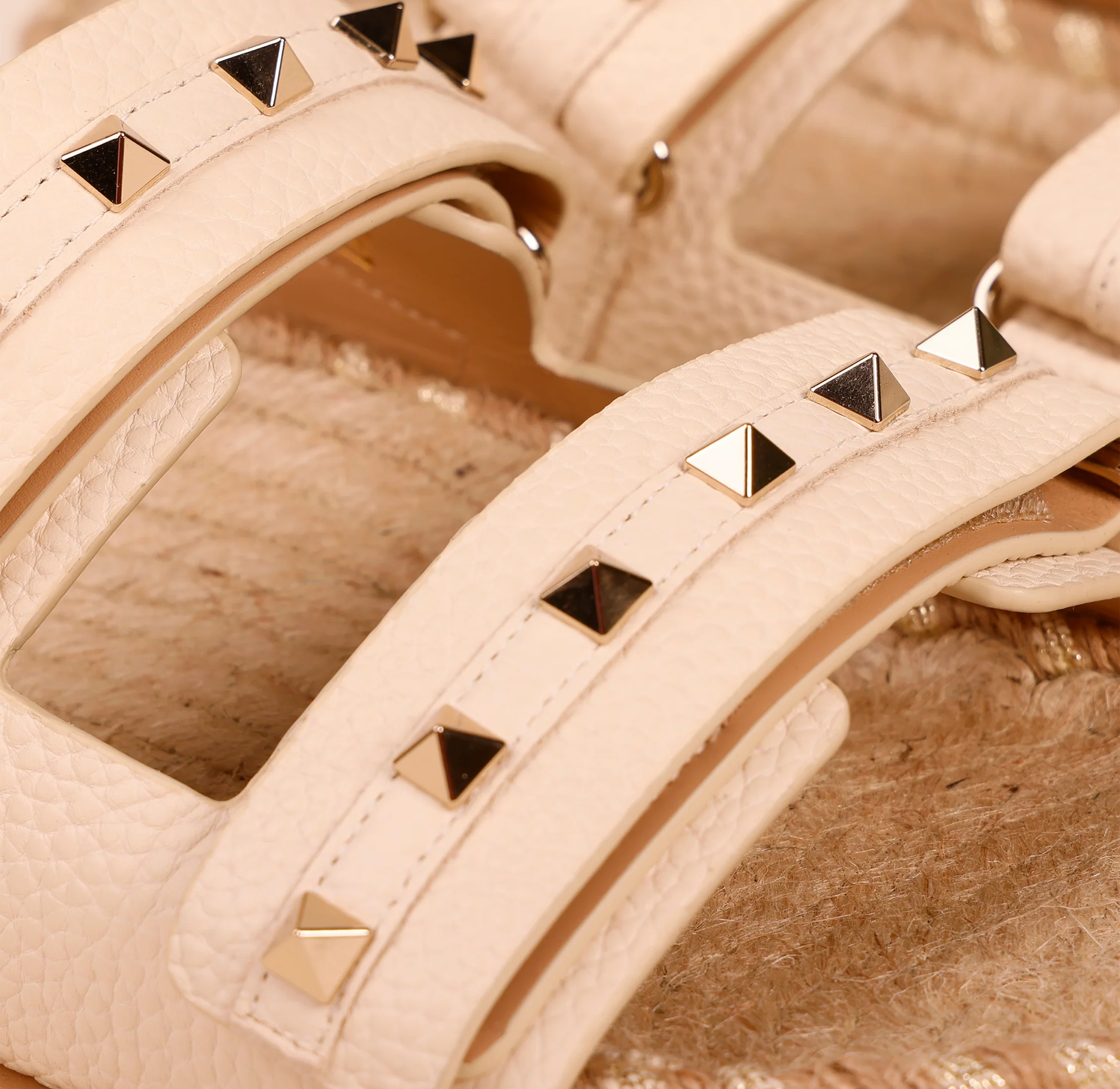 Sandalias Marfil Claro Valentino Rockstud Double