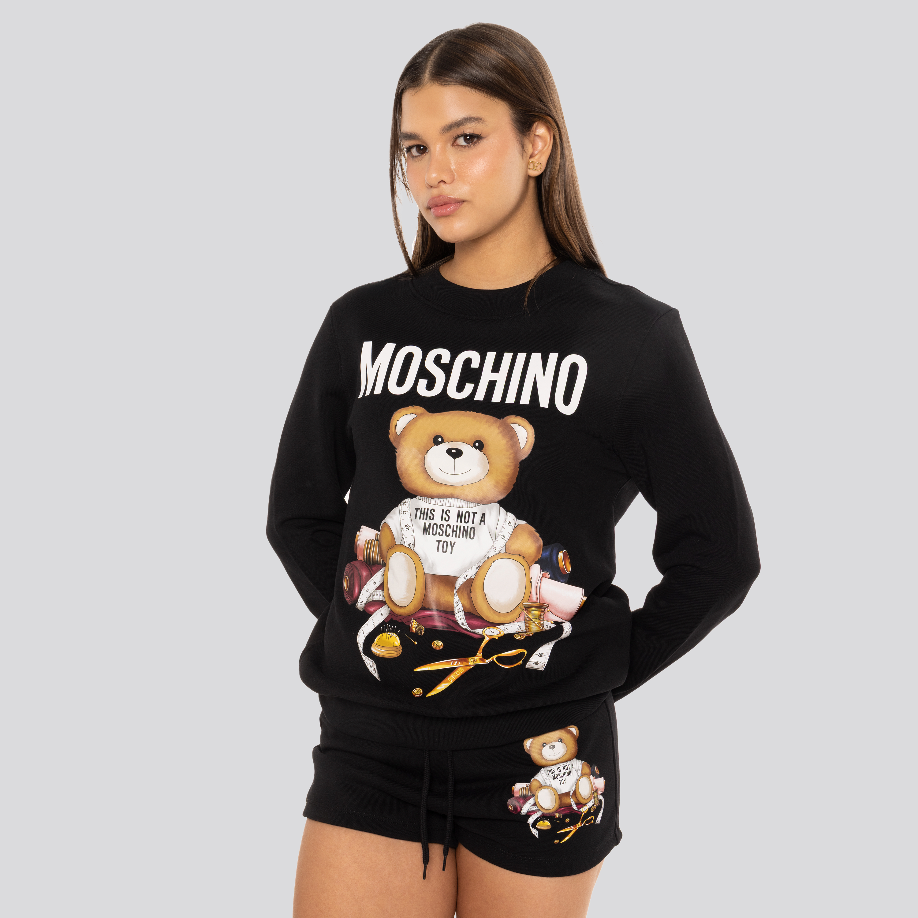 Buzo Negro Moschino Teddy Taylor
