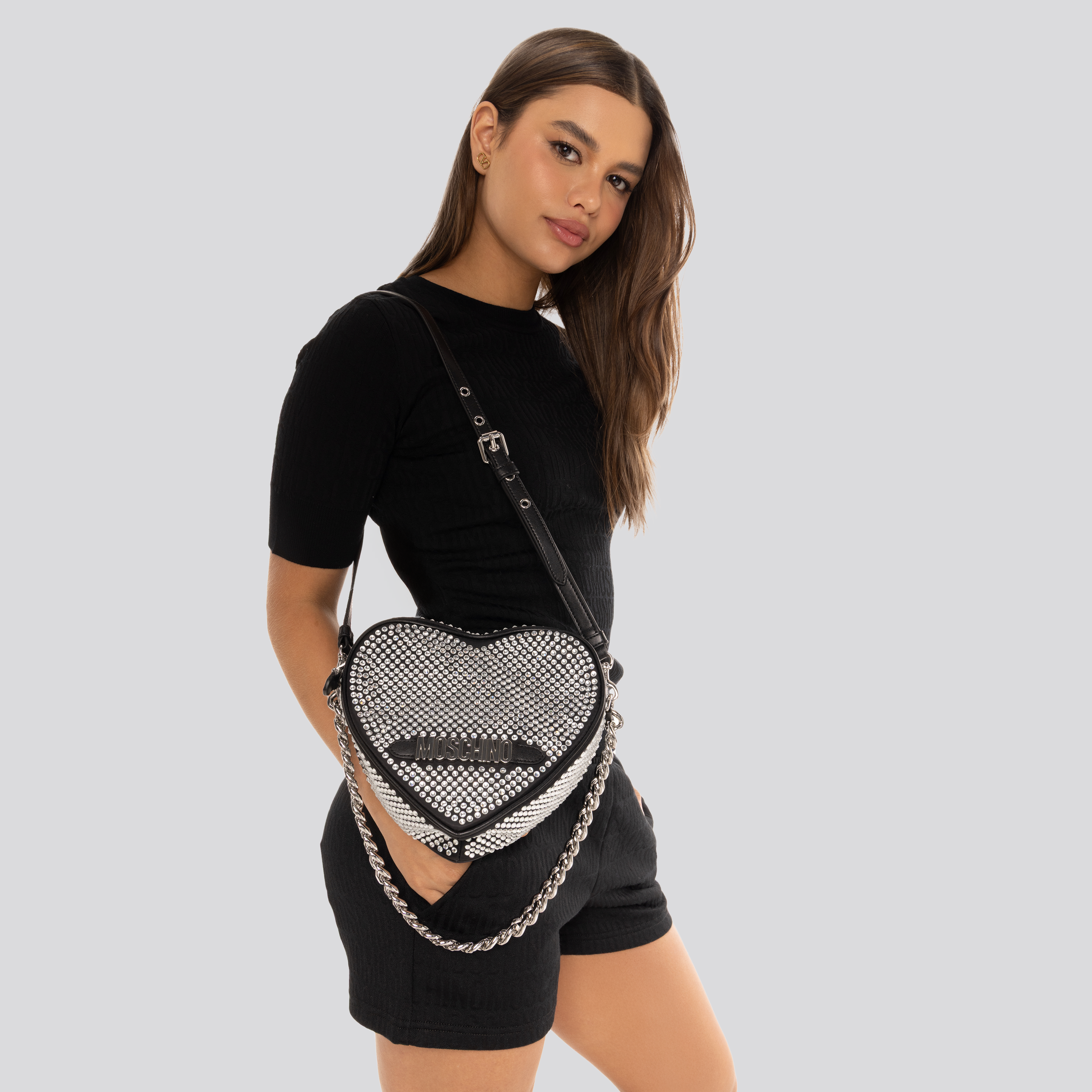 Cartera Negra Moschino Heart