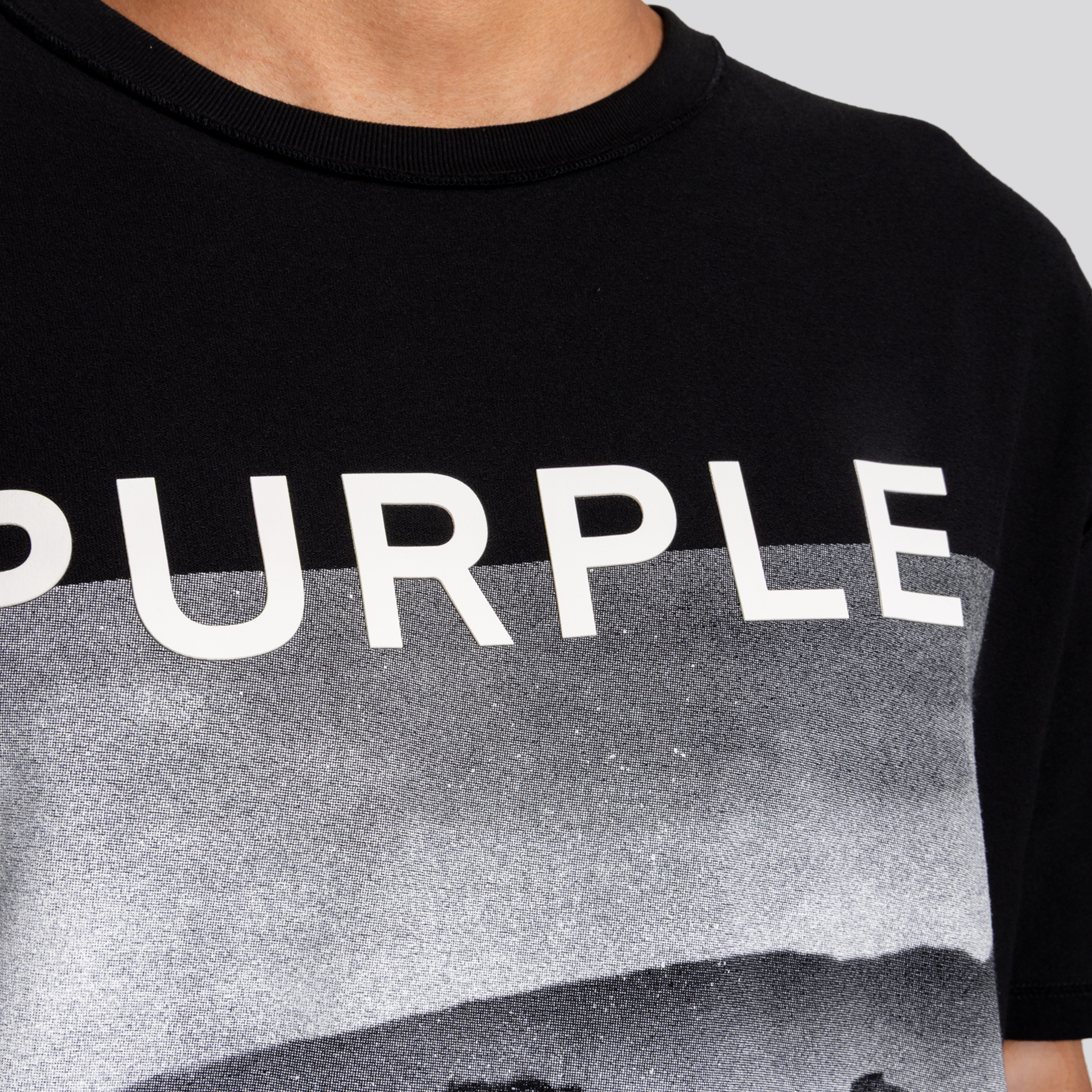 Camiseta Negra PURPLE Inside Out