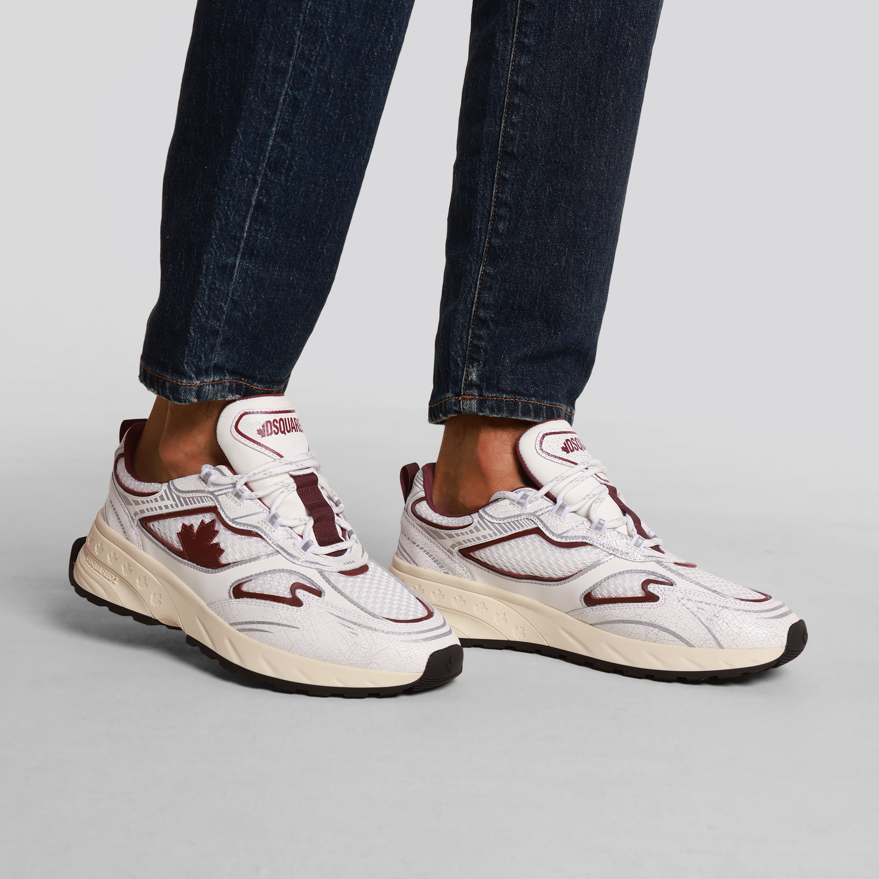 Sneakers Blancos Dsquared2 Detailed Leaf