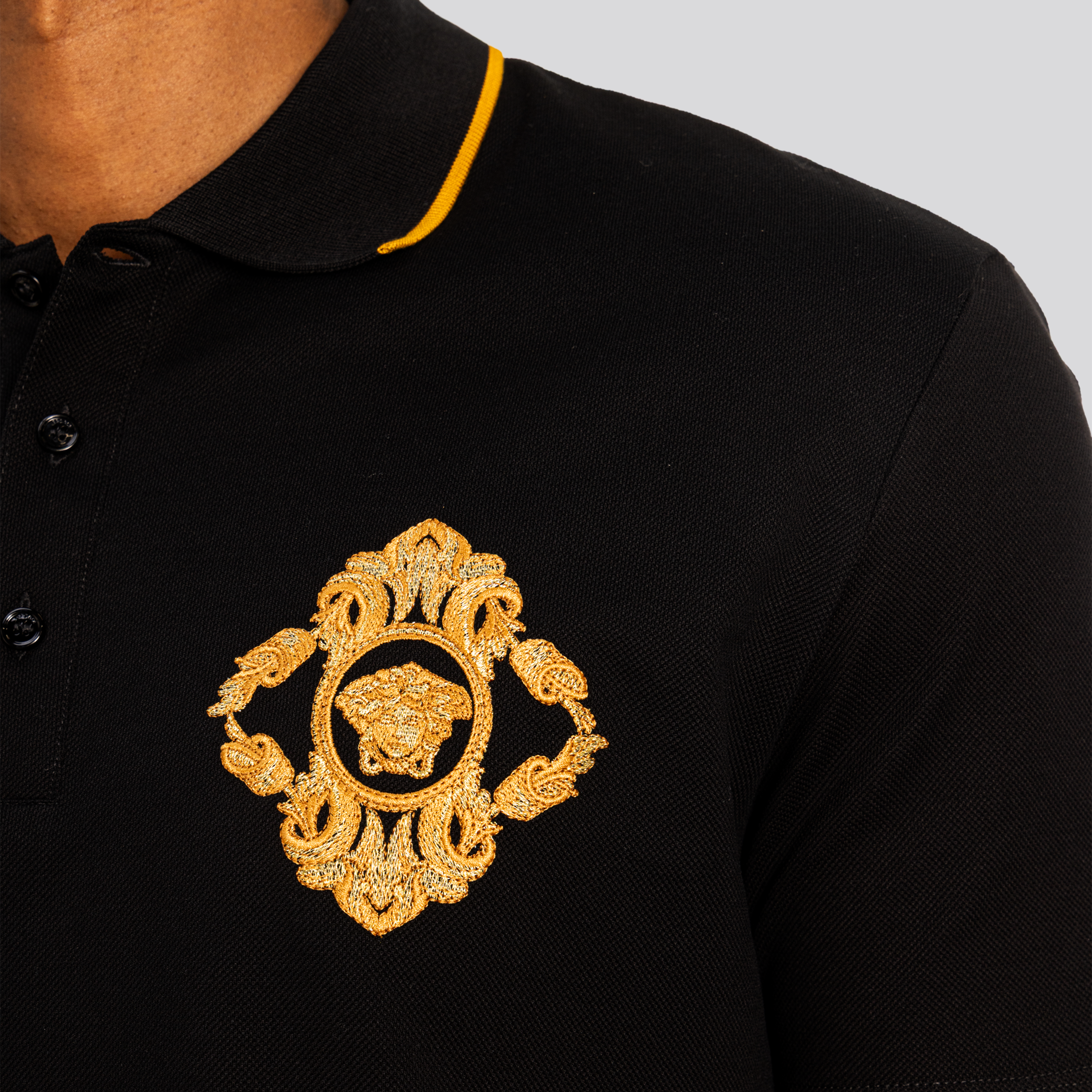 Camiseta Tipo Polo Negra Versace Crystal Medusa