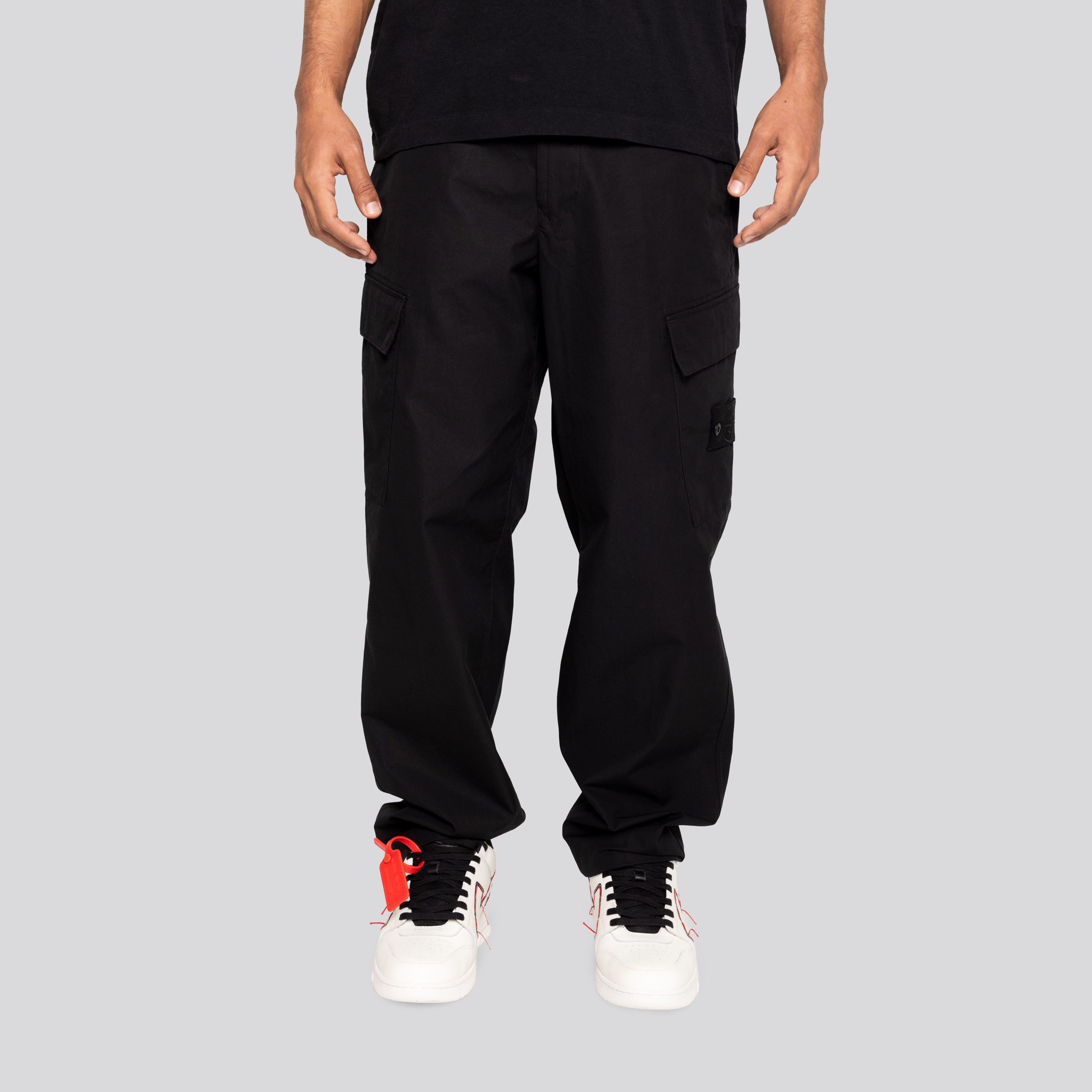 Pantalón Negro Stone Island Ghost