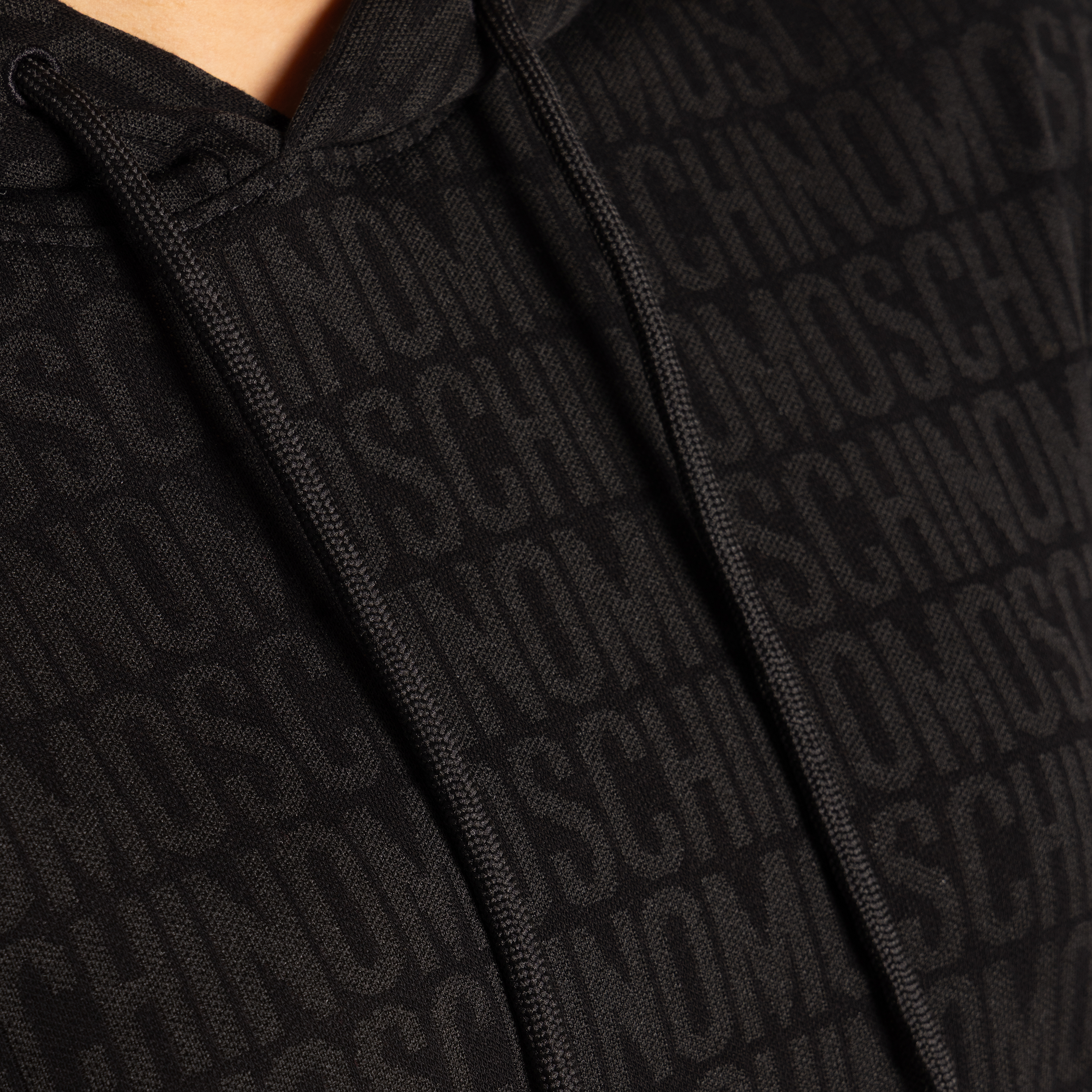 Vestido Negro Moschino Monogram