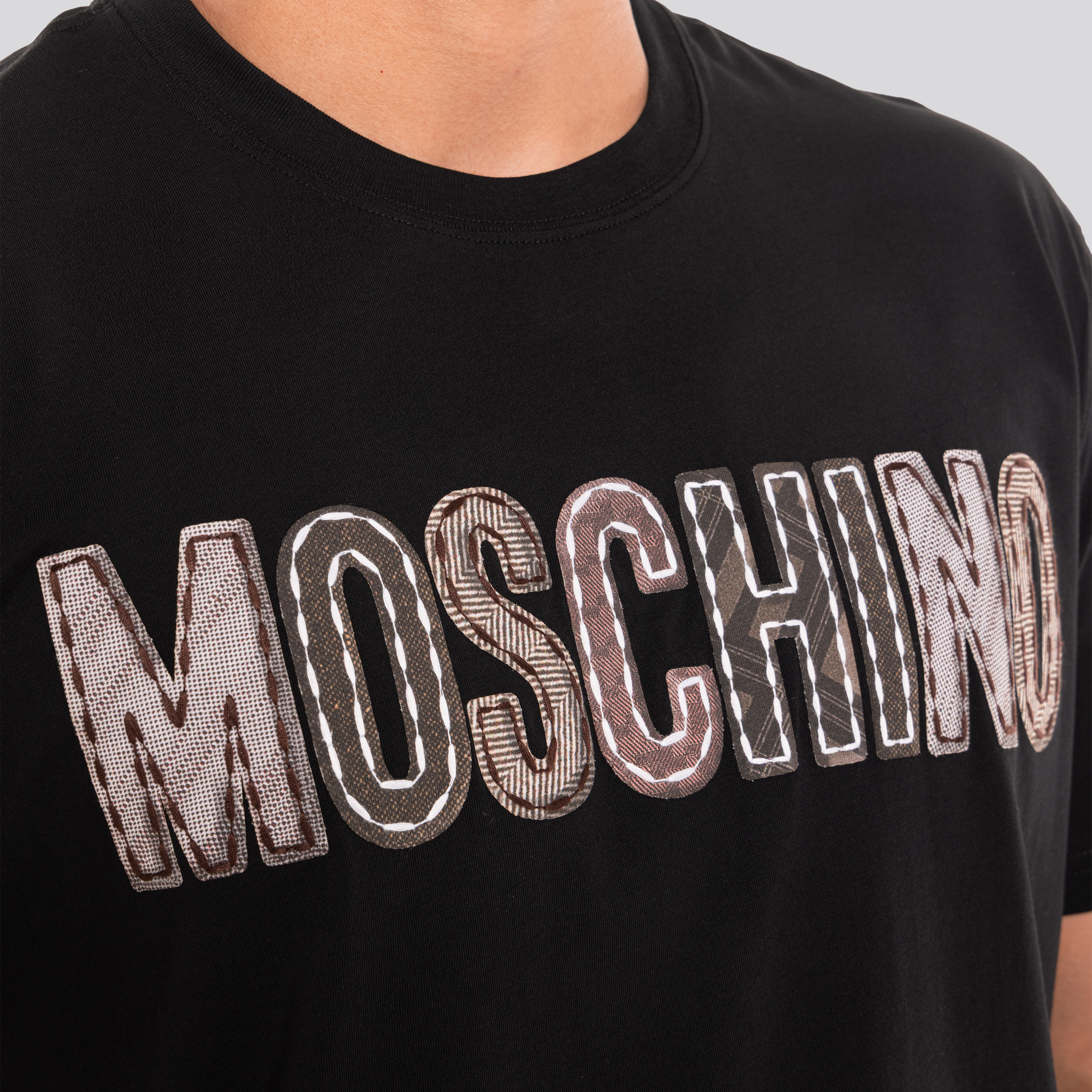 Camiseta Negra Moschino Gold Logo