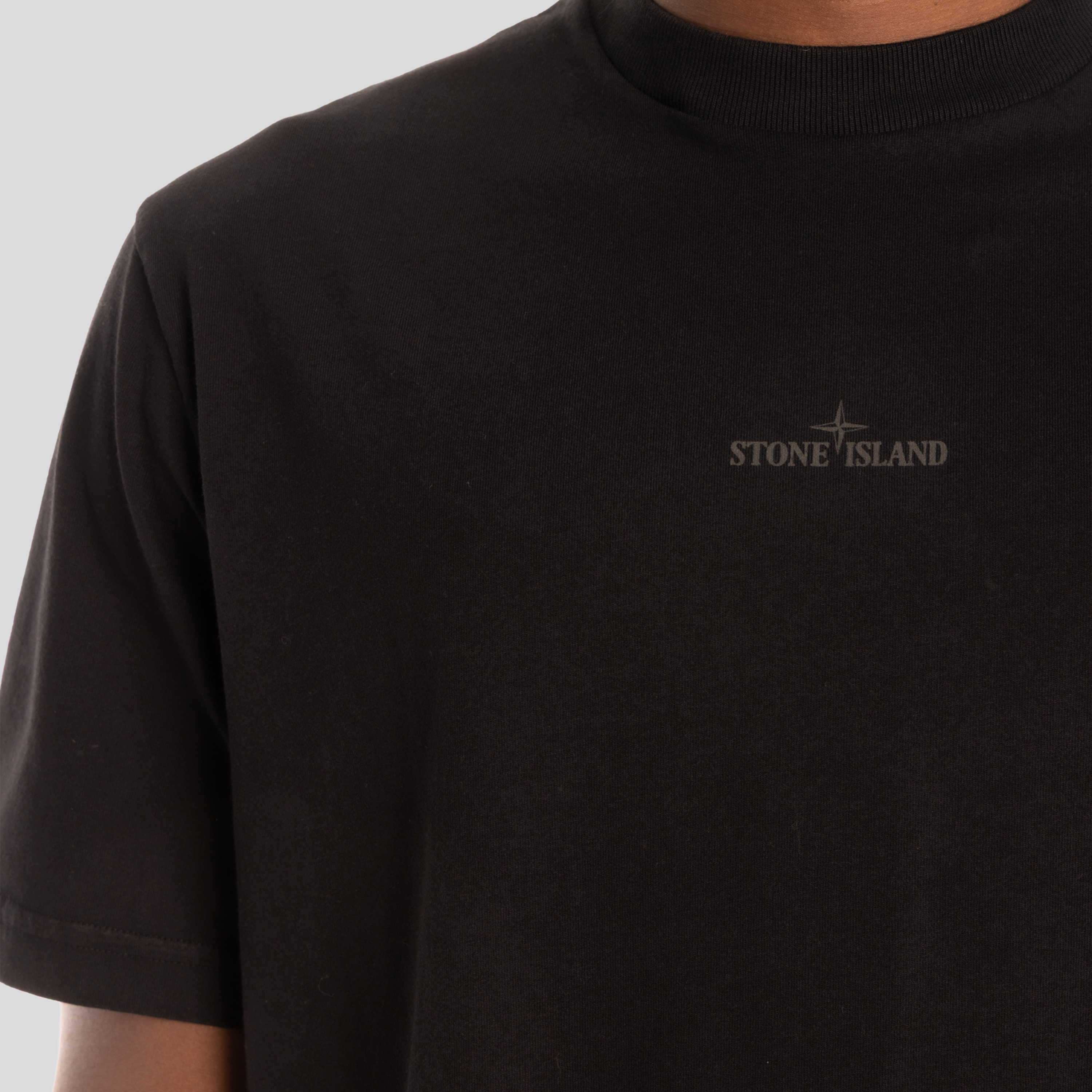 Camiseta Negra Stone Island Logo