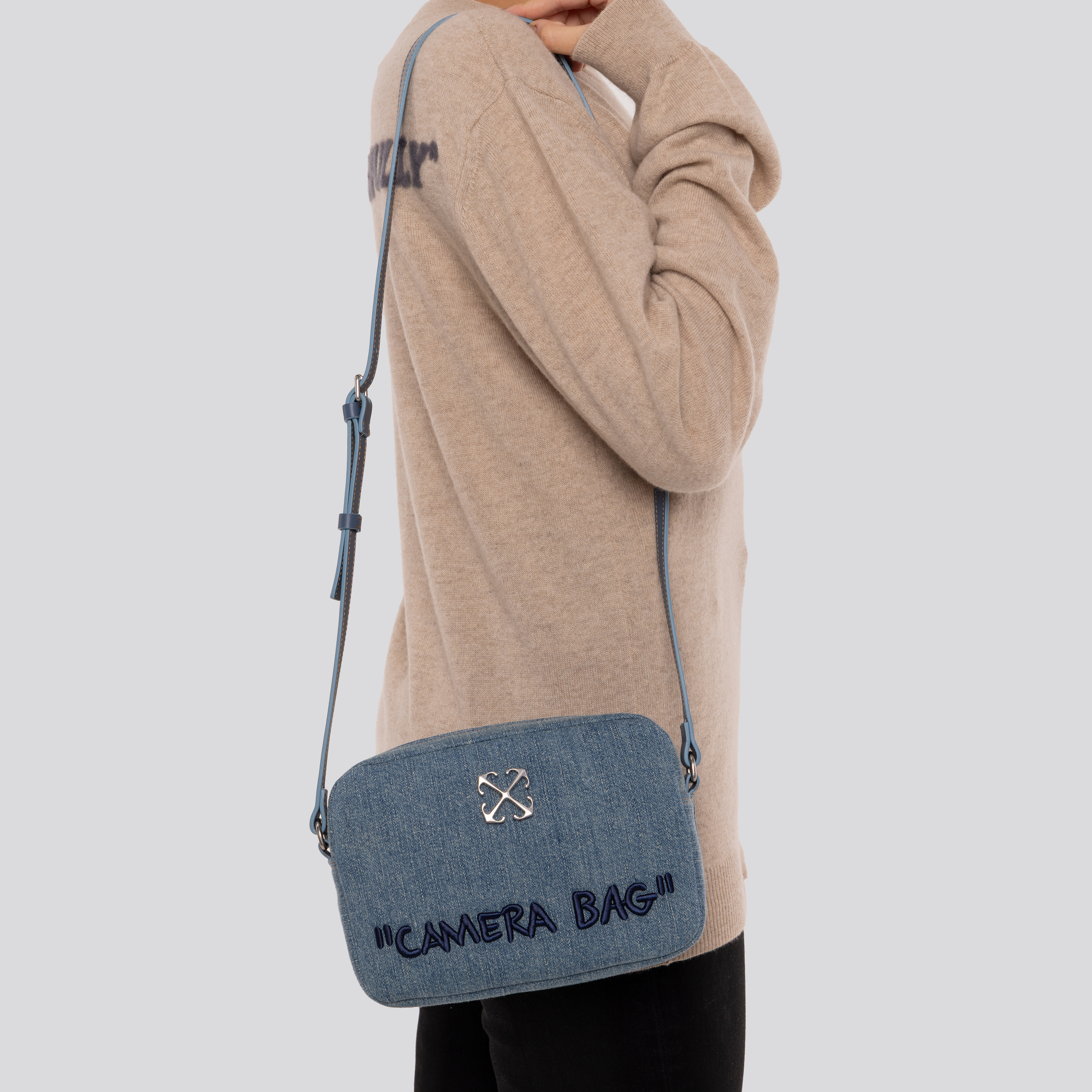 Cartera Denim Off-White Camera Bag