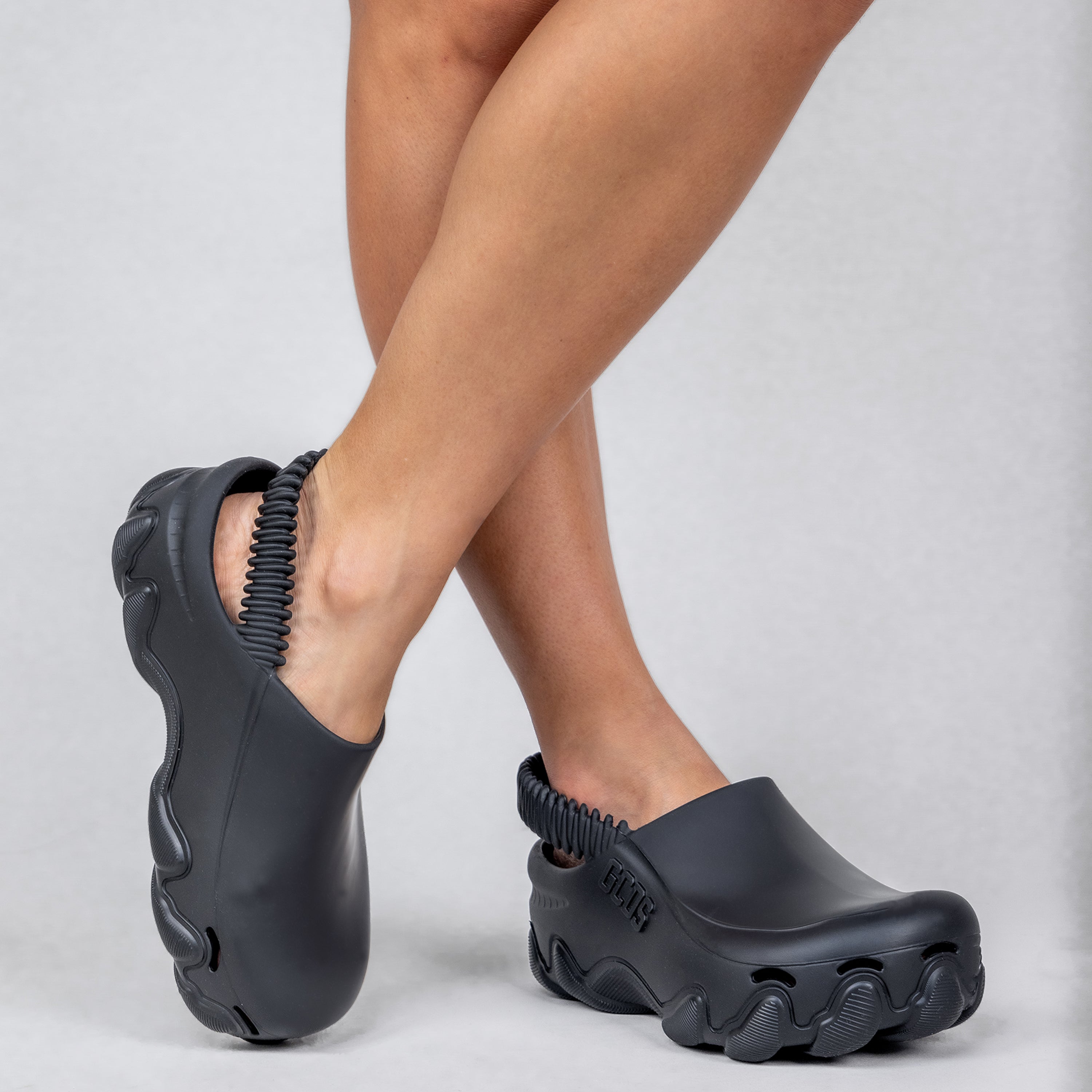 Sandalias Negras GCDS Croc Negro 37/38 - Main Image