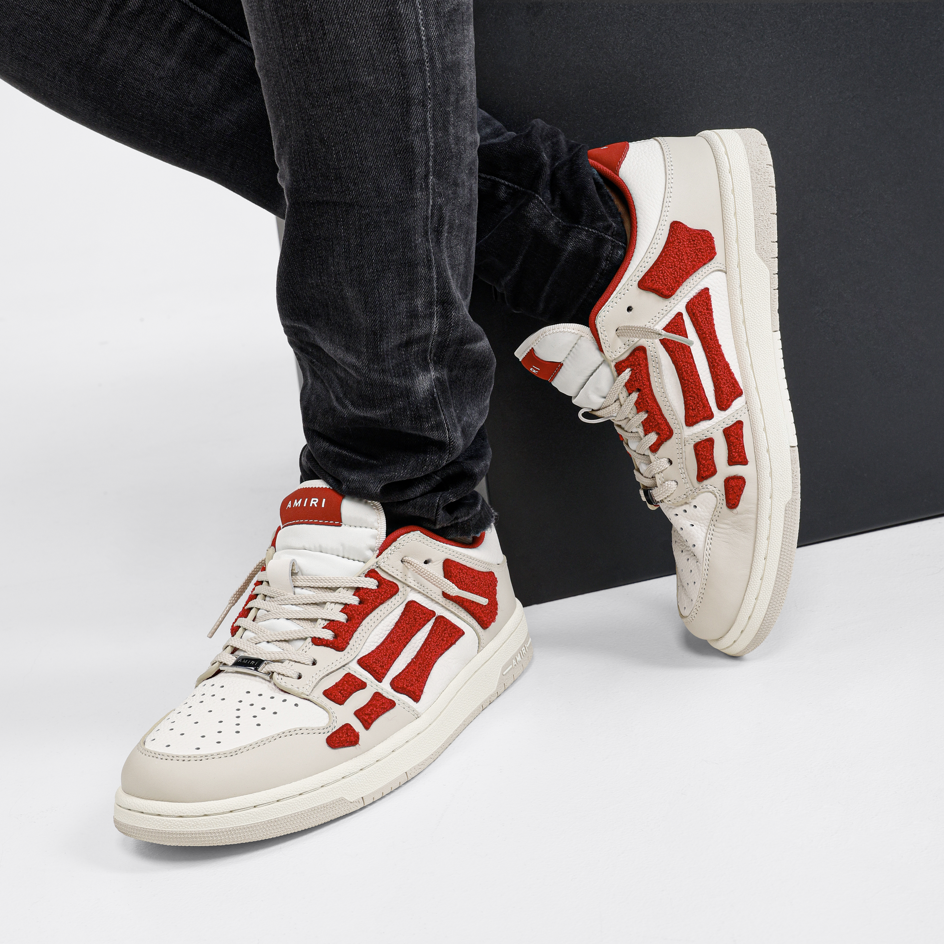 Sneakers Blancos Rojo AMIRI Low Skel