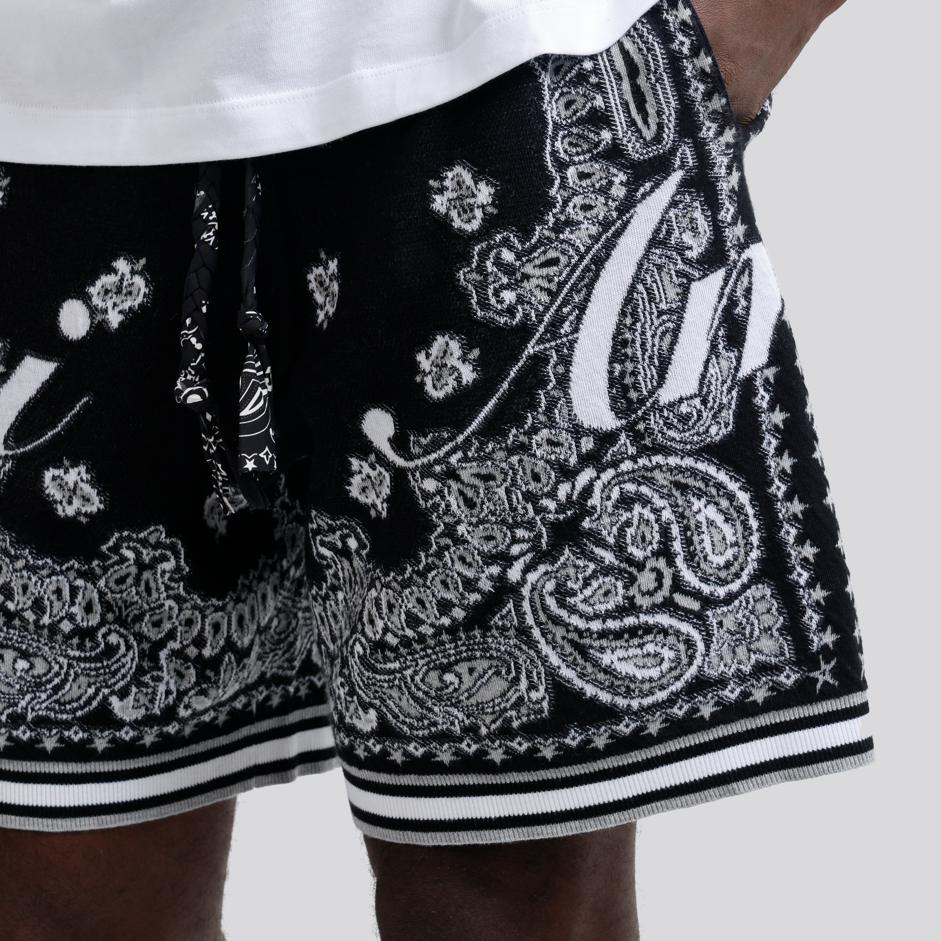 Pantaloneta Negra AMIRI Bandana