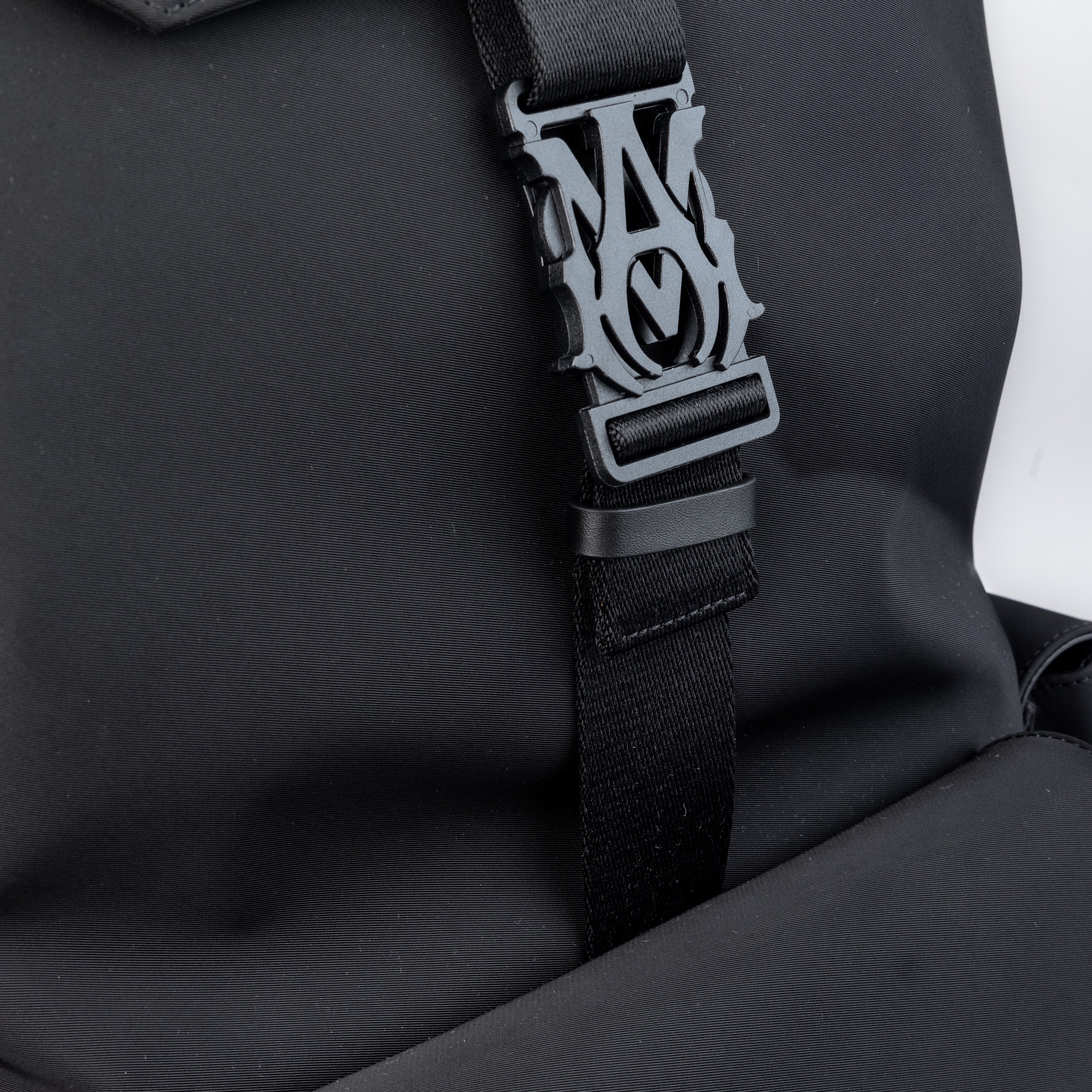 Mochila Negra AMIRI Staggered Logo