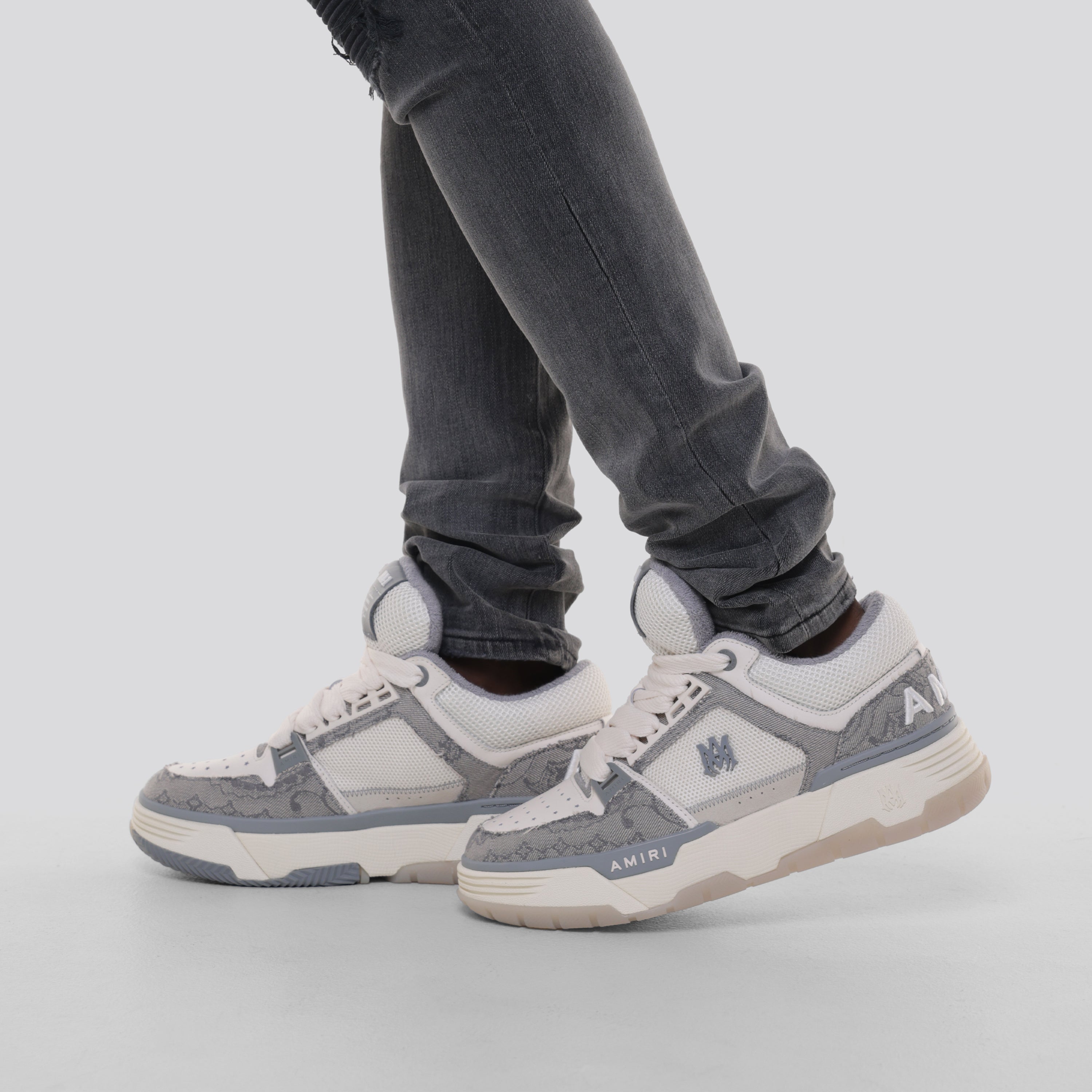 Sneakers Gris AMIRI Bandana Denim MA-1