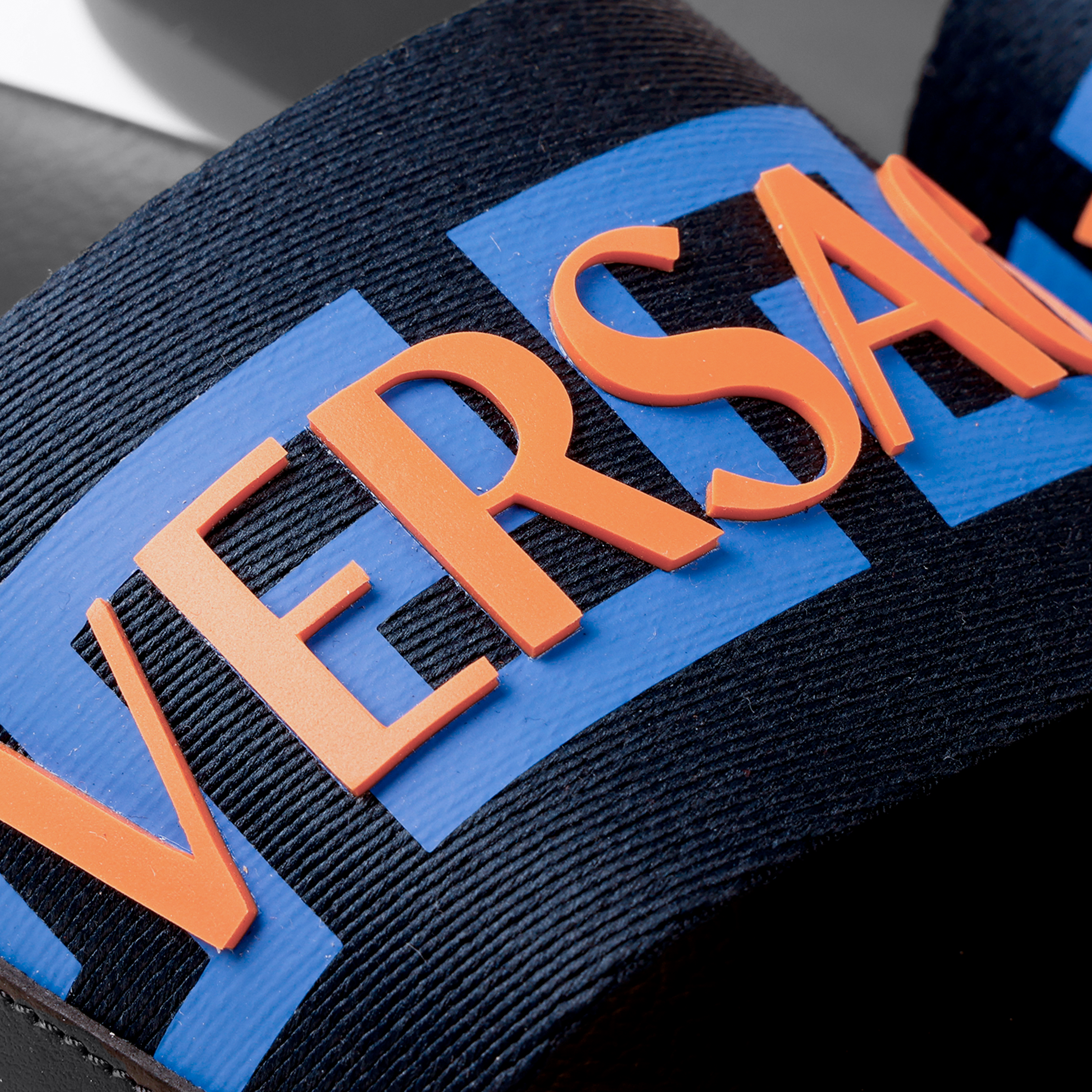 Sandalias Negras Versace Blue Greca